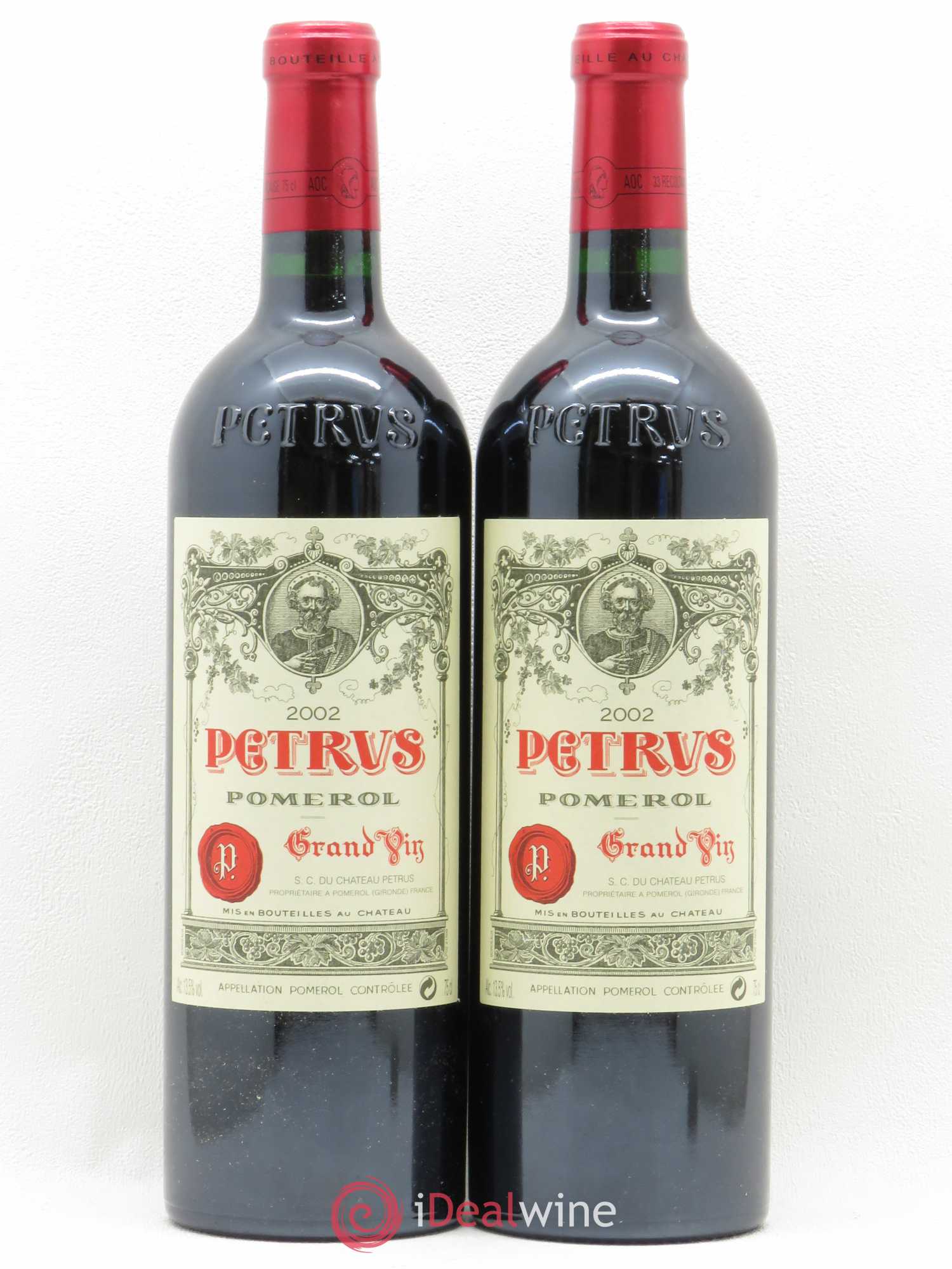 Petrus 2002 - Lot de 2 bouteilles - 0