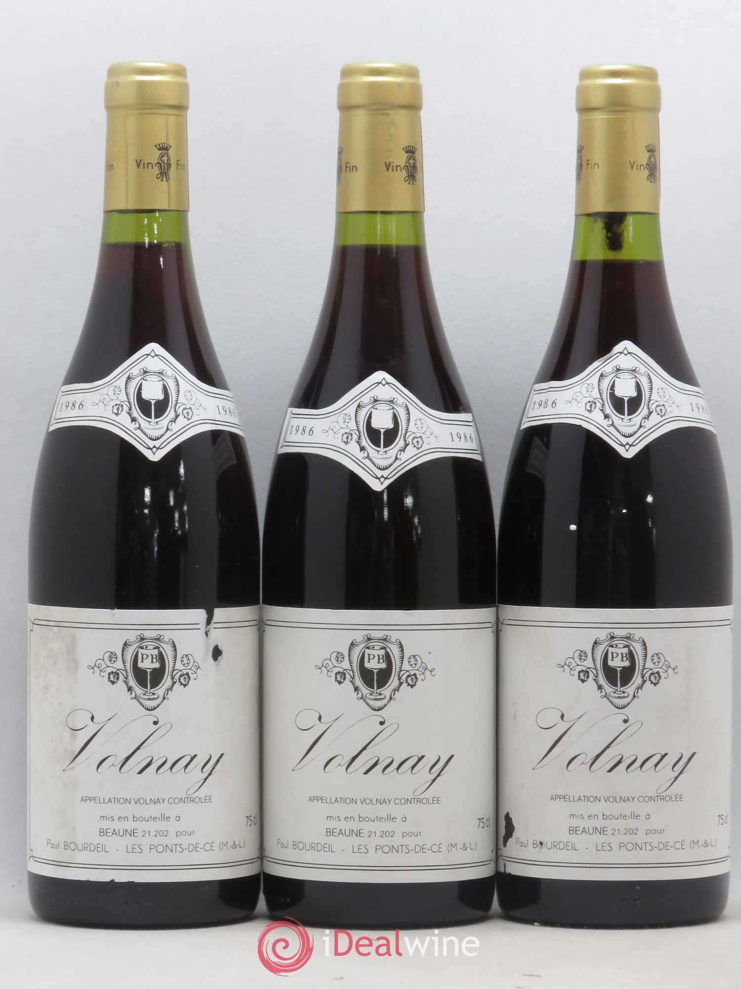 Volnay Paul Bourdeil 1986 - Posten von 3 Flaschen - 0