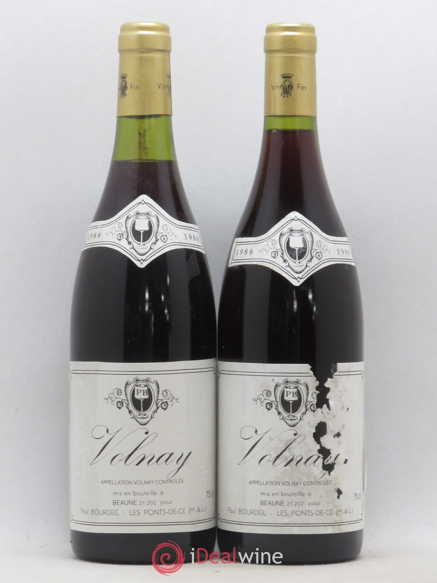 Volnay Paul Bourdeil 1986 - Posten von 2 Flaschen - 0