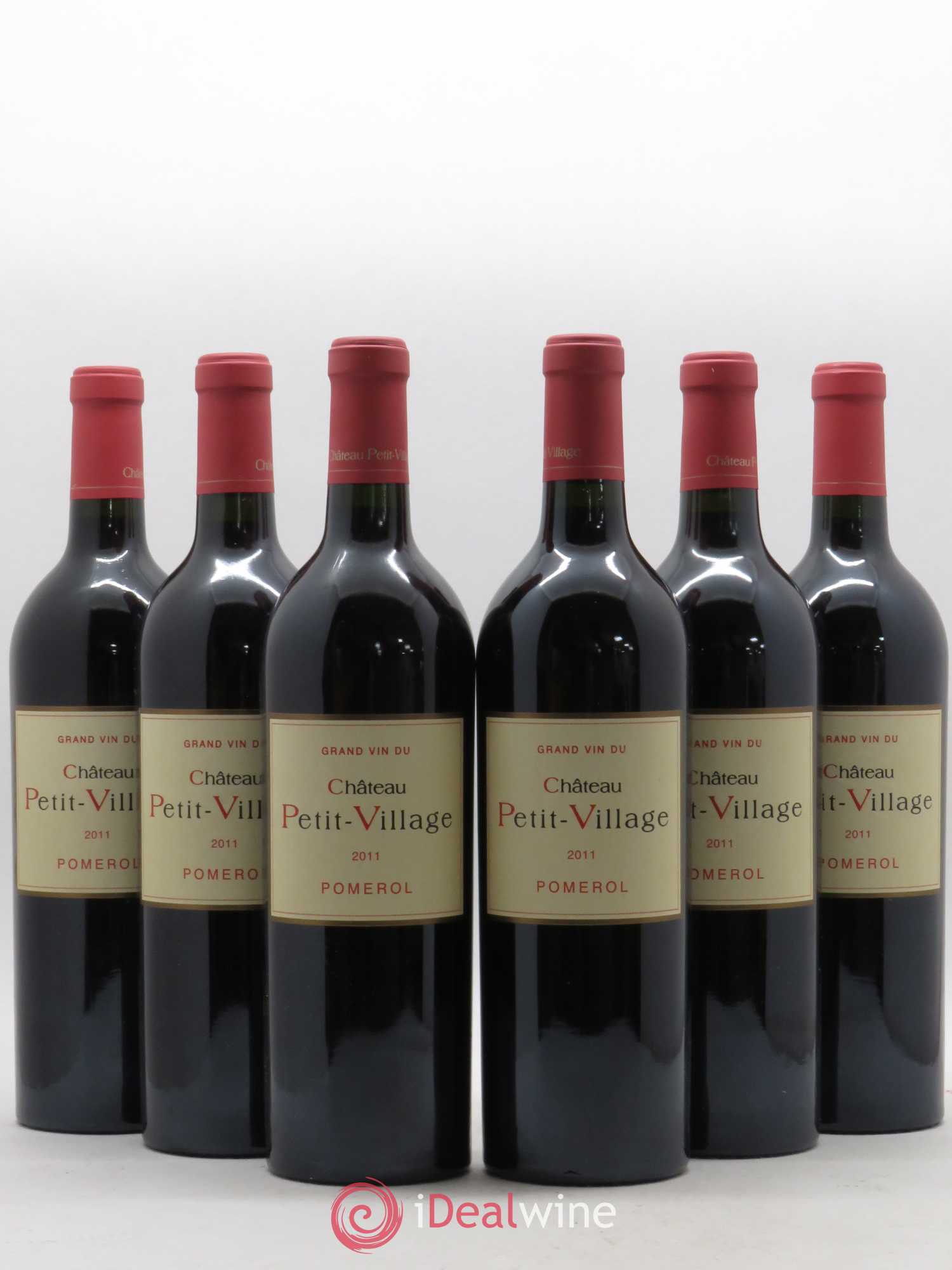 Château Petit Village 2011 - Lot de 6 bouteilles - 0