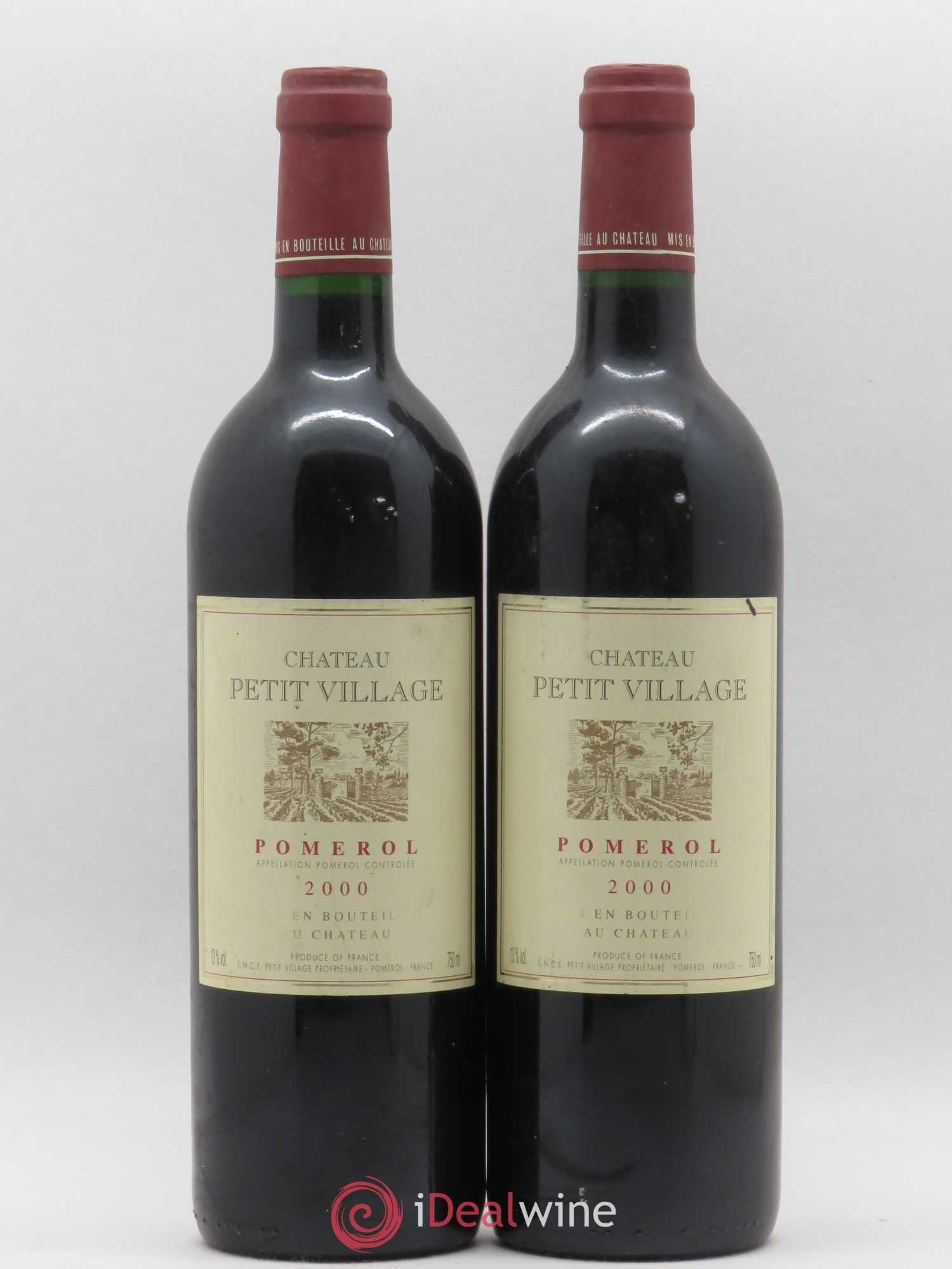 Château Petit Village 2000 - Lot de 2 bouteilles - 0