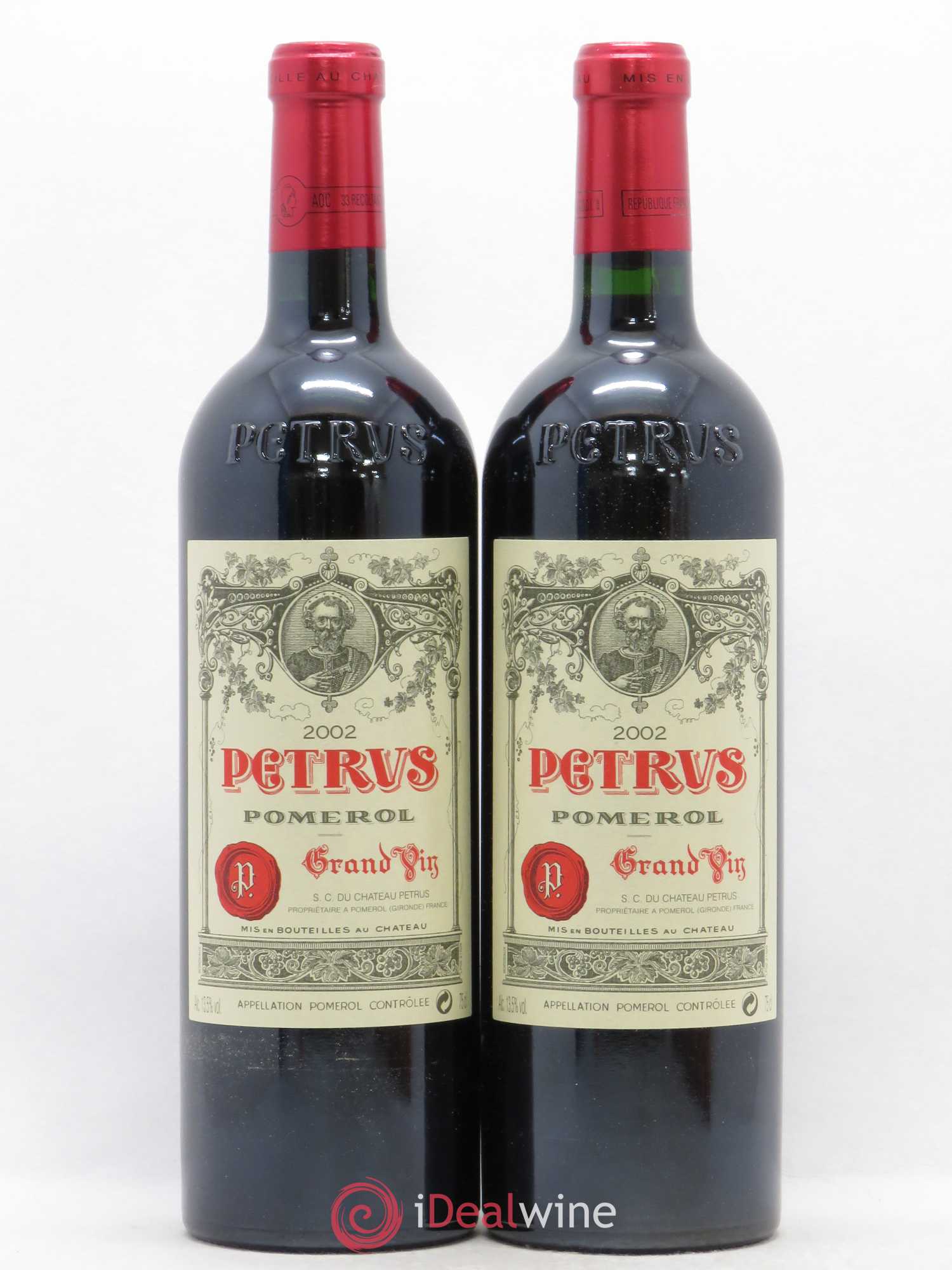 Petrus 2002 - Lot de 2 bouteilles - 0