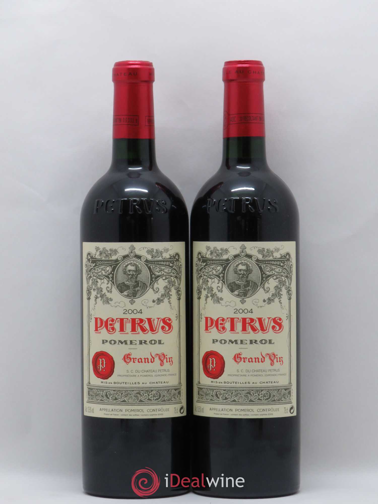 Petrus 2004 - Lot de 2 bouteilles - 0