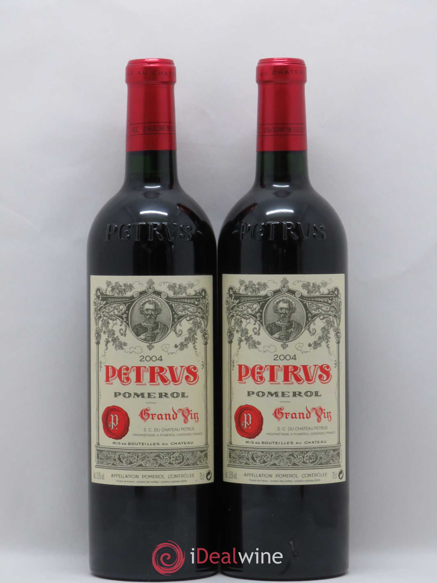 Petrus 2004 - Lot de 2 bouteilles - 0