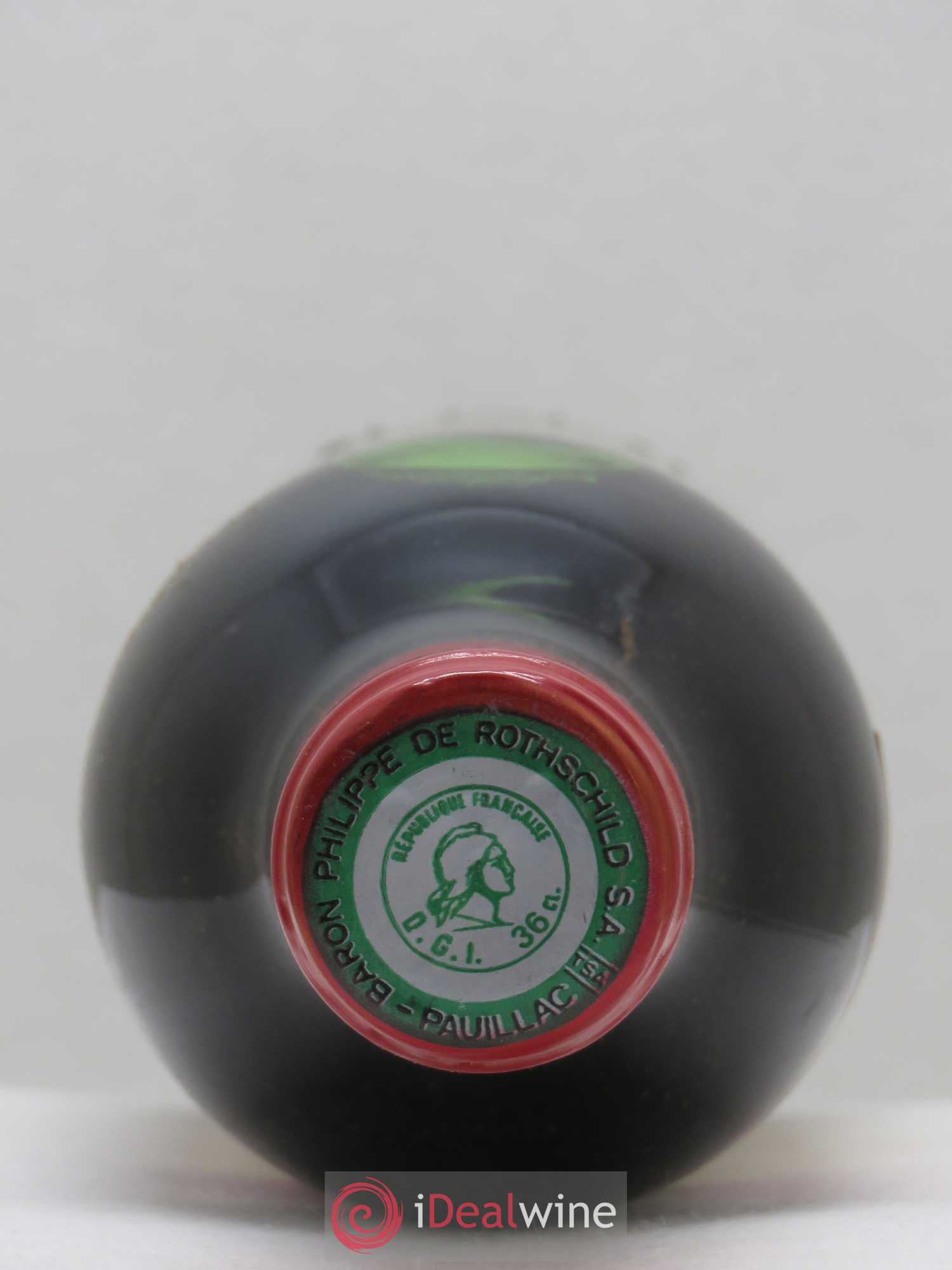 Château Mouton Rothschild 1er Grand Cru Classé 1975 - Lot de 3 demi bouteilles - 1