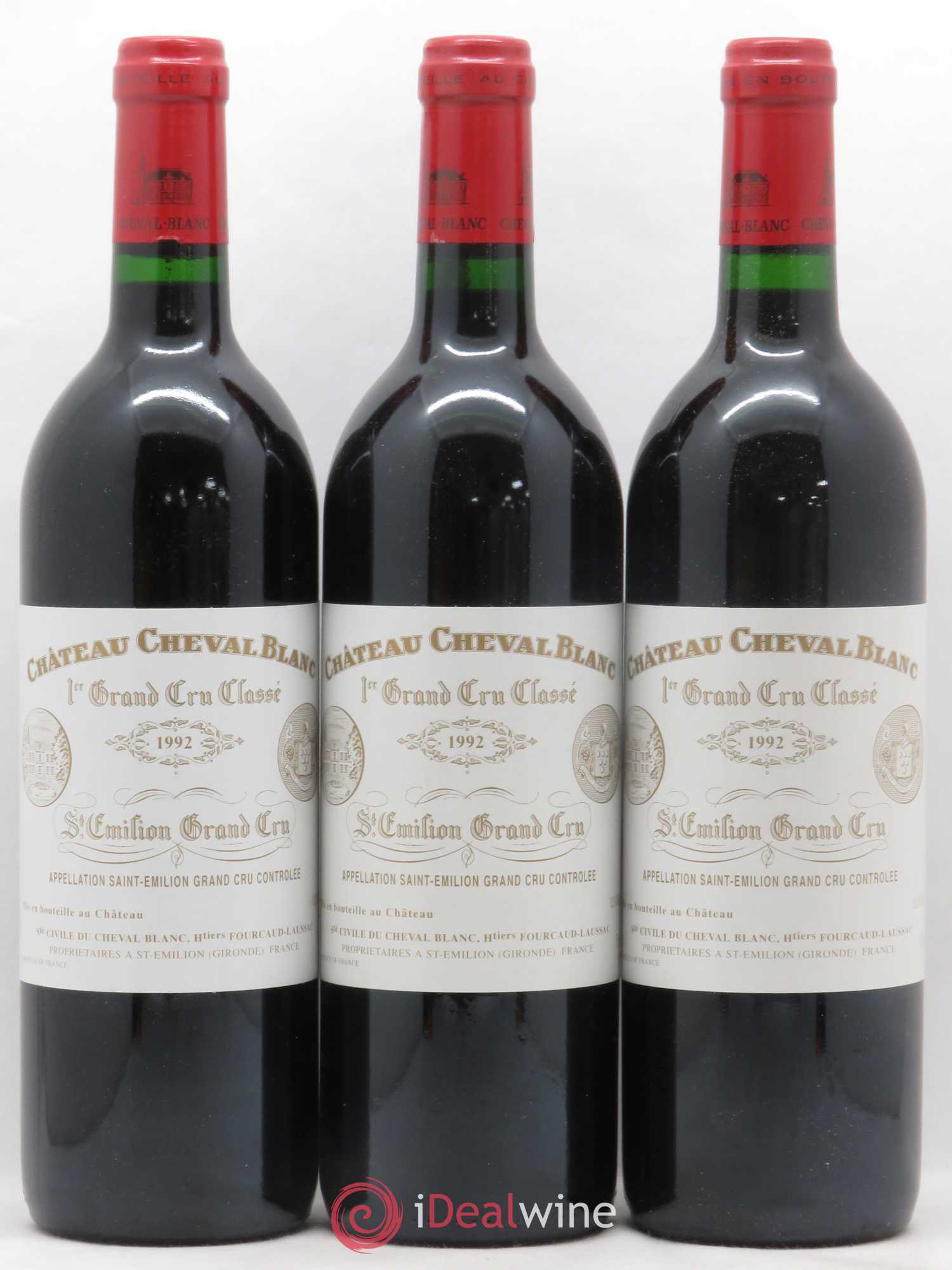 Château Cheval Blanc 1er Grand Cru Classé A 1992 - Lot de 3 bouteilles - 0