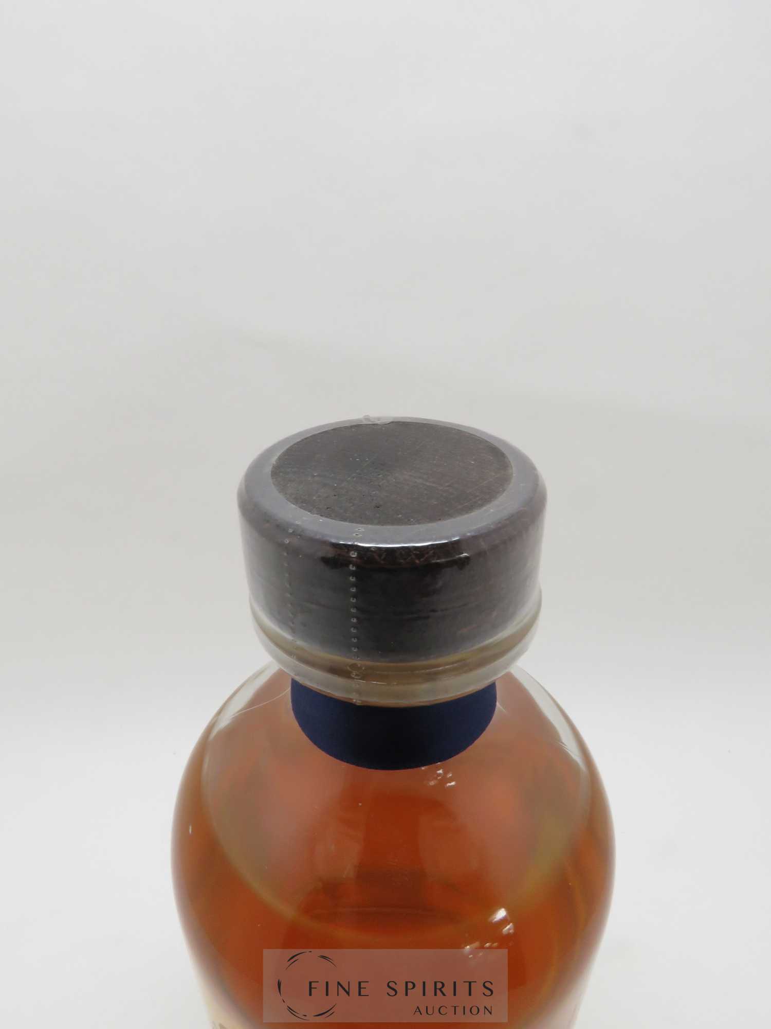 Port Ellen 30 years 1974 Signatory Vintage LMDW 50th Anniversary LMDW The Decanter Collection - Lot de 1 bouteille - 2