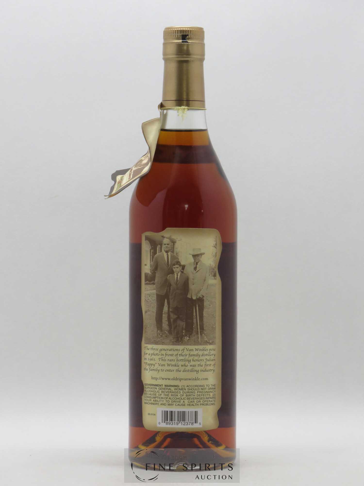 Pappy Van Winkle's 23 years Of. Old Rip Van Winkle Distillery Family Reserve - Lot de 1 bouteille - 1