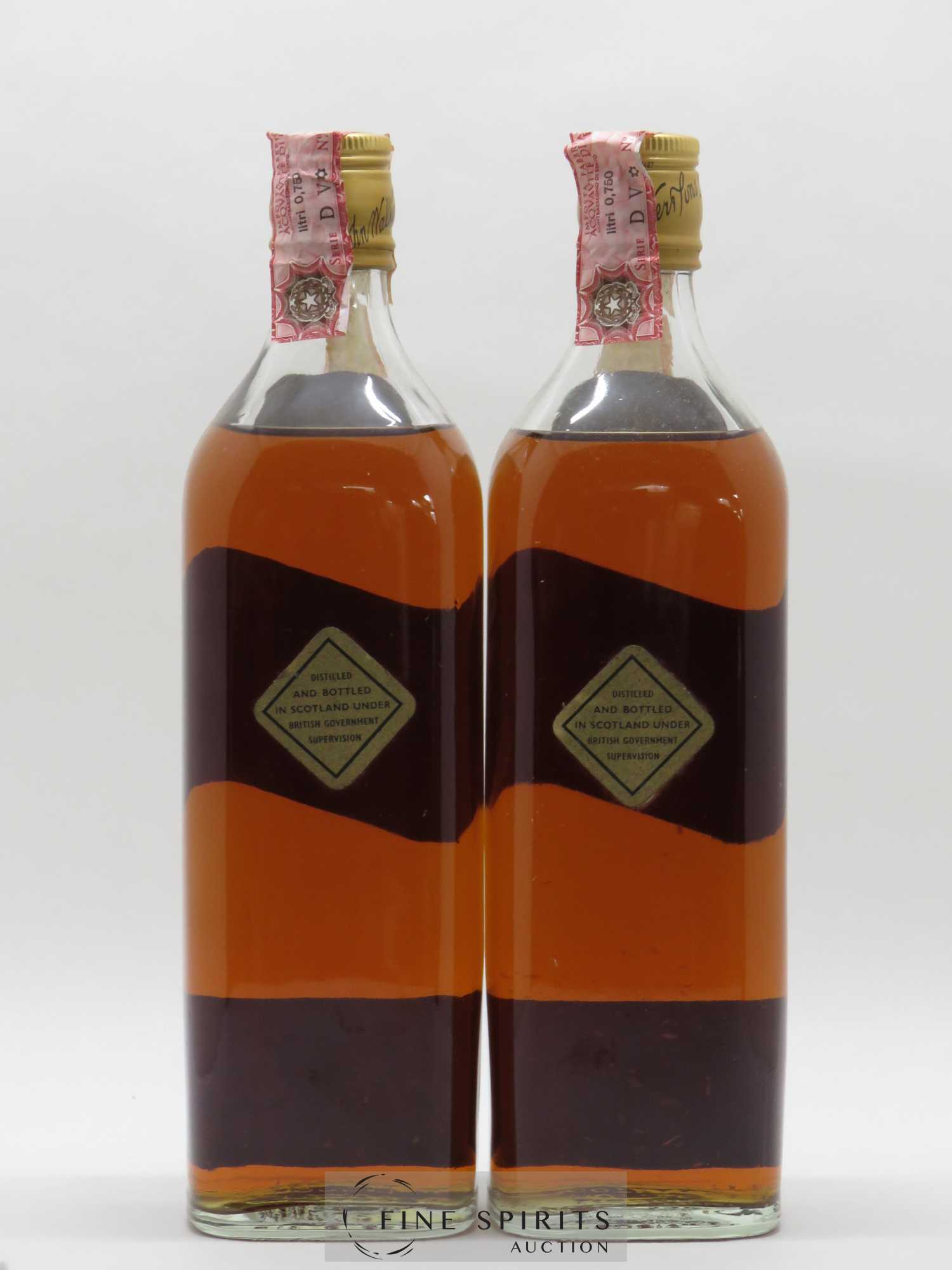 Johnnie Walker Black 12years Of. - Lot of 8 bottles - 4