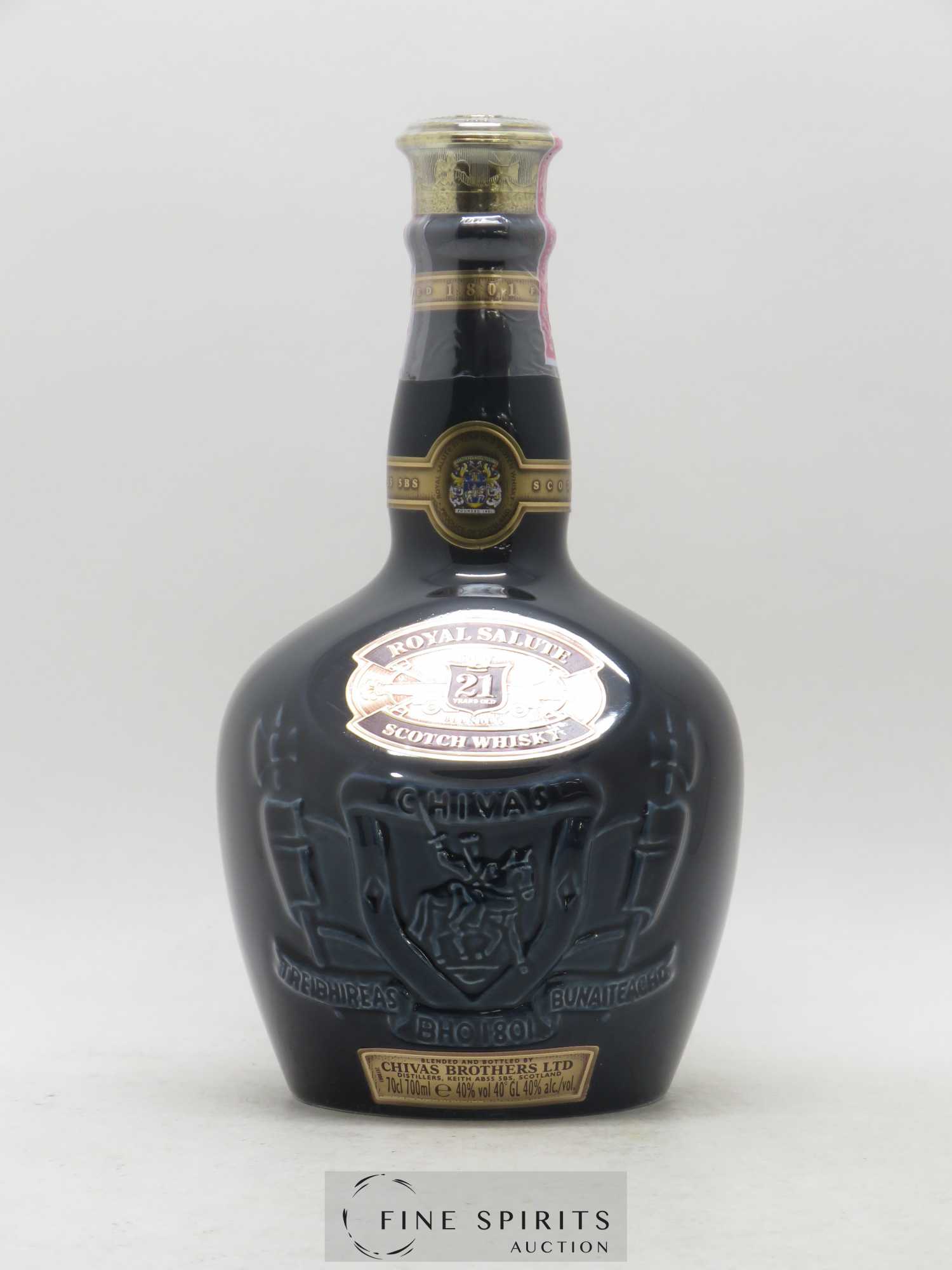 Chivas 21 years Of. Sapphire Flagon Royal Salute  (sans prix de réserve) - Lot de 1 bouteille - 1