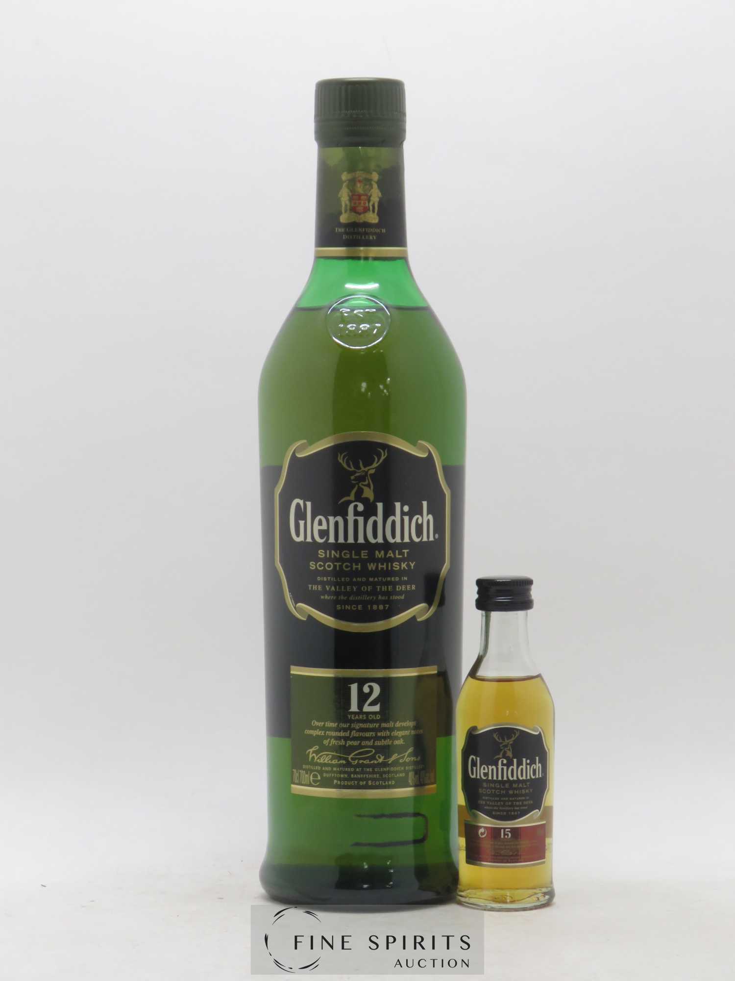 Glenfiddich Of. Glenfiddich 15 years - Glenfiddich 12 years Coffret 1x5cl 1x70cl - Lot of 1 bottle - 1