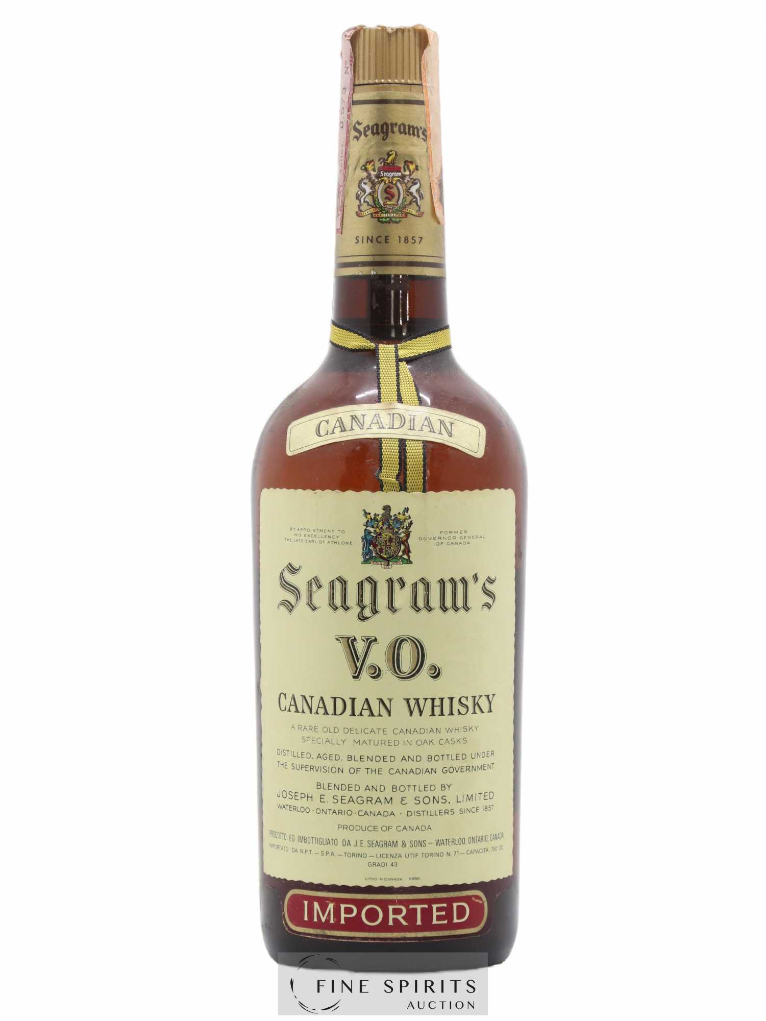 Seagram's Of. V.O. Canadian Oak Casks Imported (sans prix de réserve) - Lot de 1 bouteille - 0