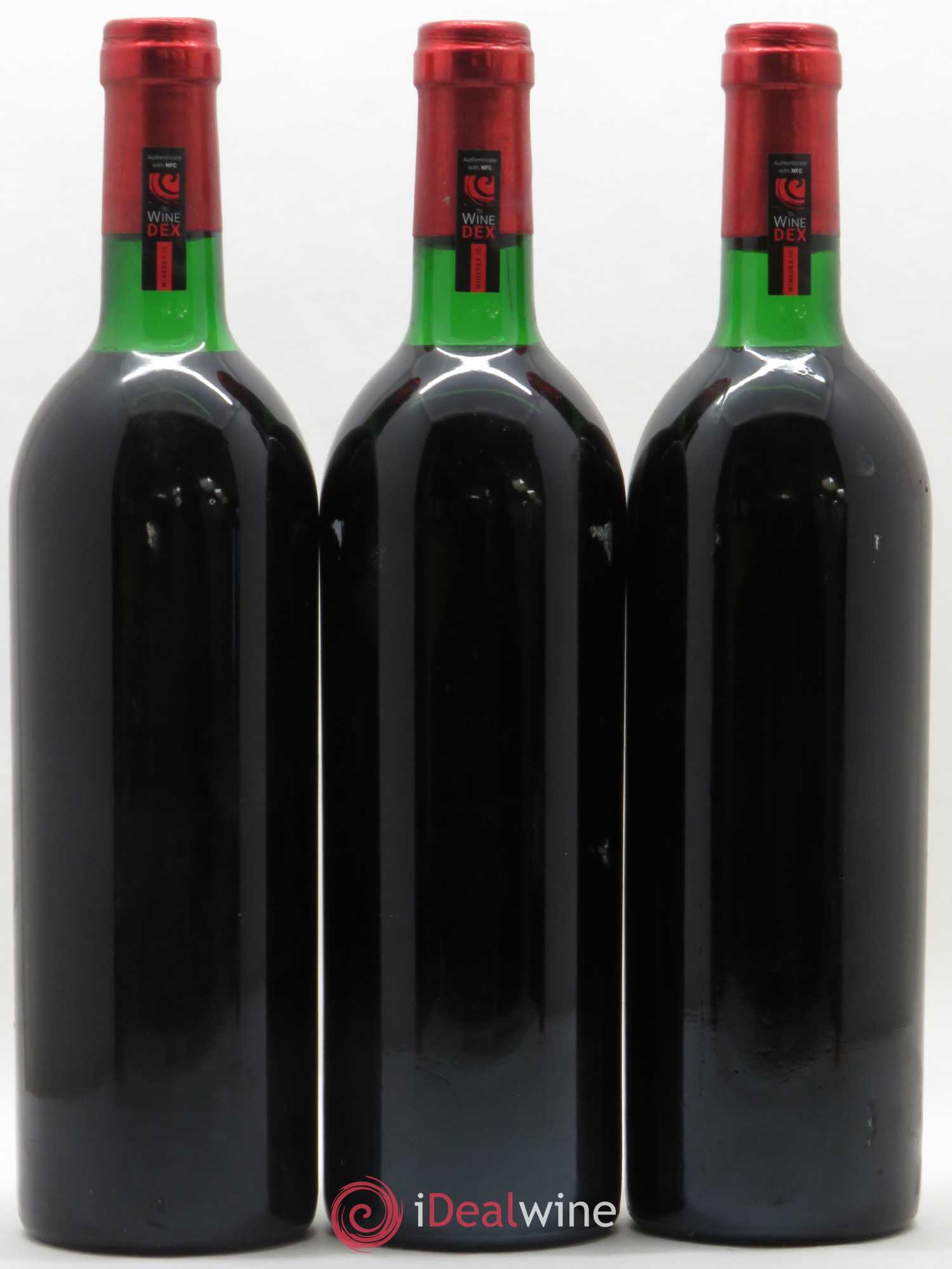 Petrus 1973 - Lot of 3 bottles - 1