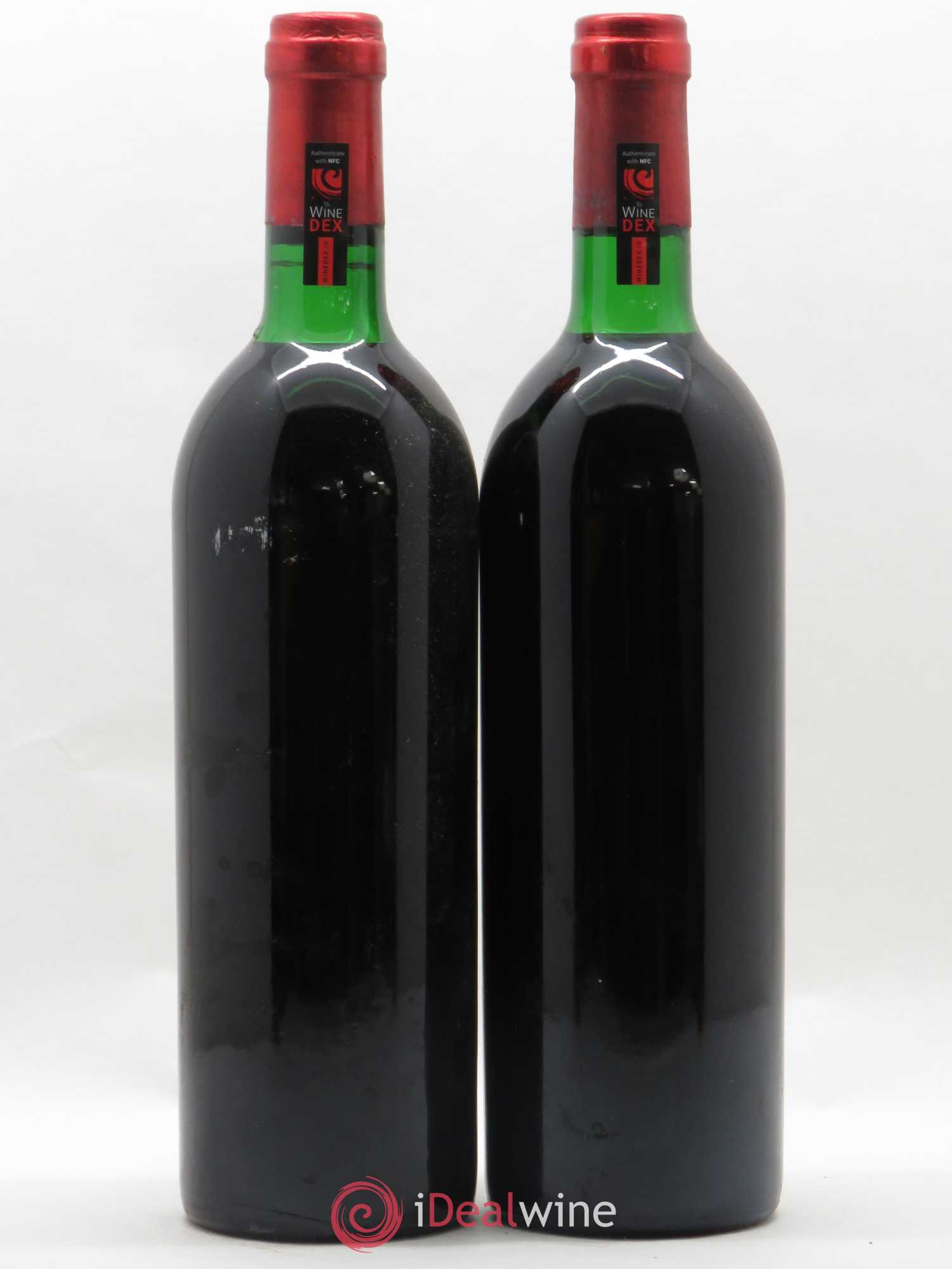 Petrus 1973 - Lot de 2 bouteilles - 1