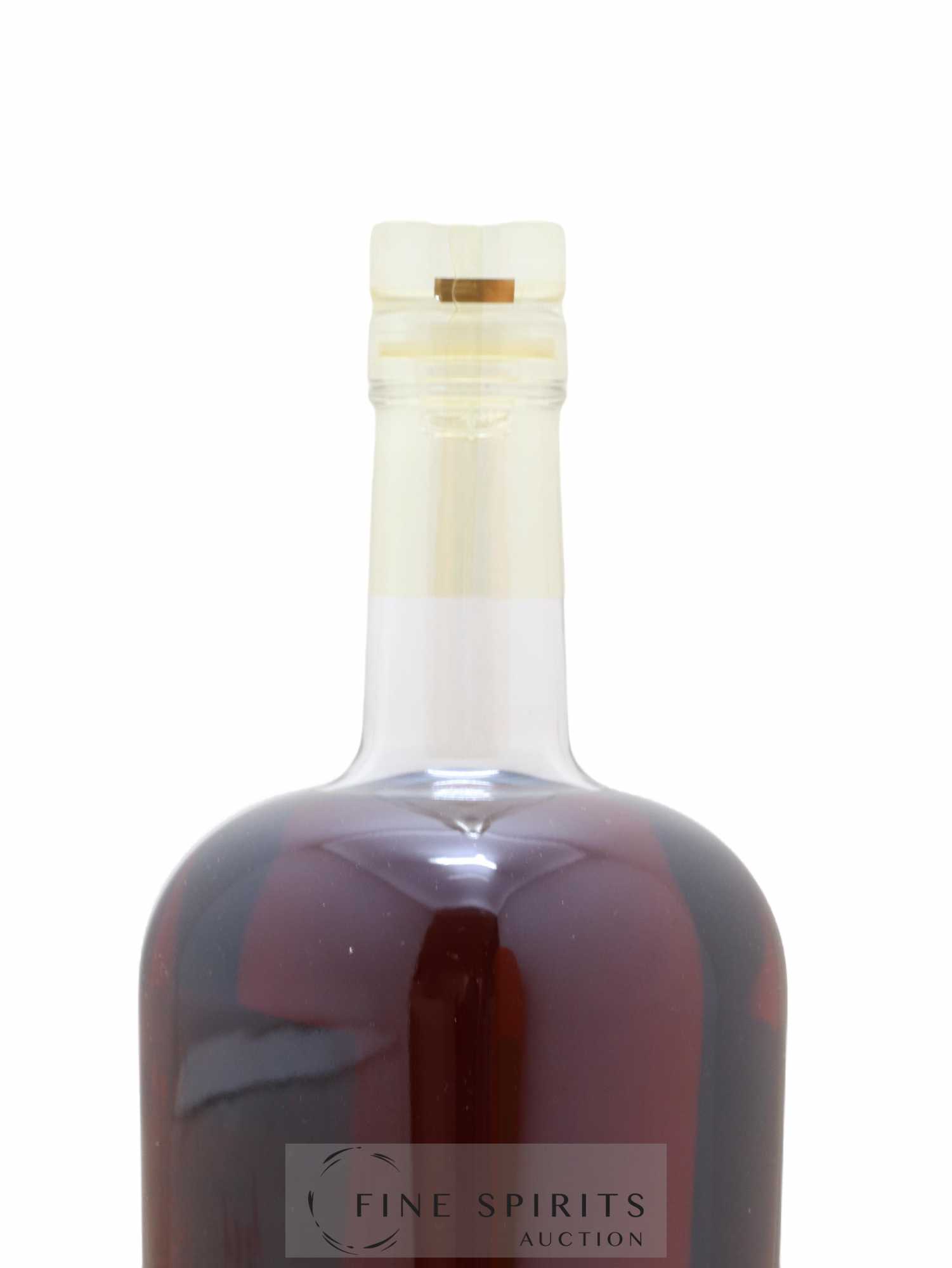 Bapt & Clem's 1999 Of. Unusual Spirits Collection One of 750 Darroze - Lot de 1 bouteille - 2