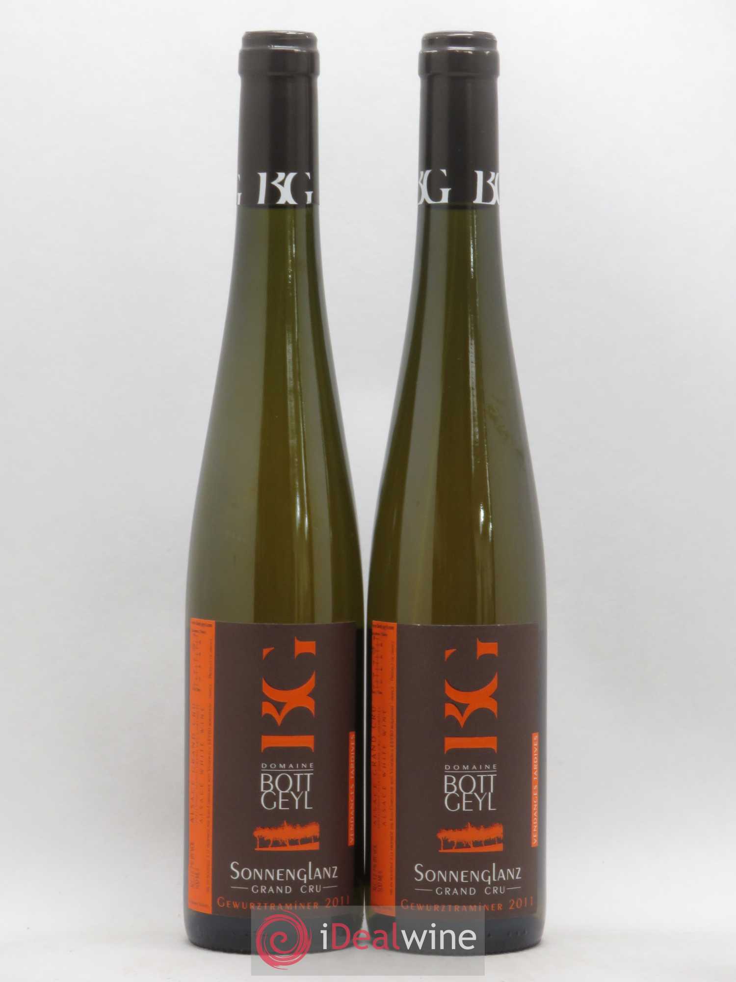 Alsace Gewurztraminer Grand Cru Sonnenglanz Vendanges Tardives Bott-Geyl (Domaine) 50 Cl (sans prix de réserve) 2011 - Lotto di 2 bottiglie - 0