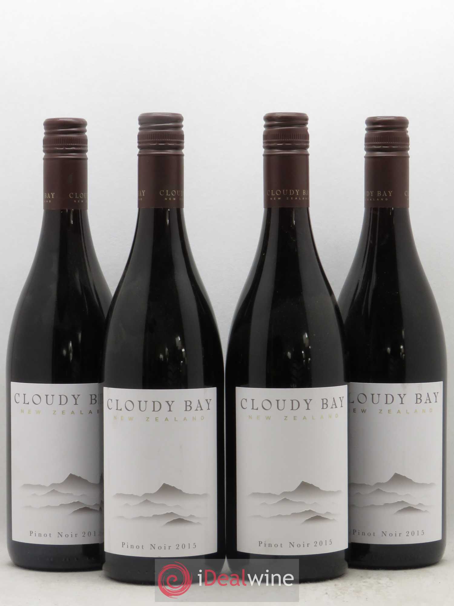 Central Otago Cloudy Bay Pinot Noir 2015 - Lot de 4 bouteilles - 0