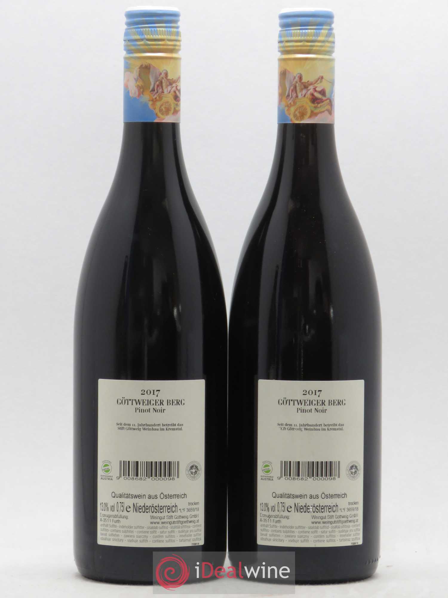 Autriche Pinot Noir Stift Goettweiger Berg  (sans prix de réserve) 2017 - Lot de 2 bouteilles - 1