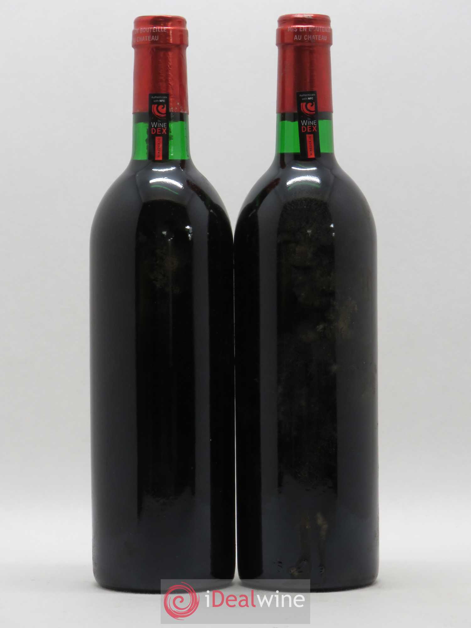 Petrus 1979 - Lot de 2 bouteilles - 1