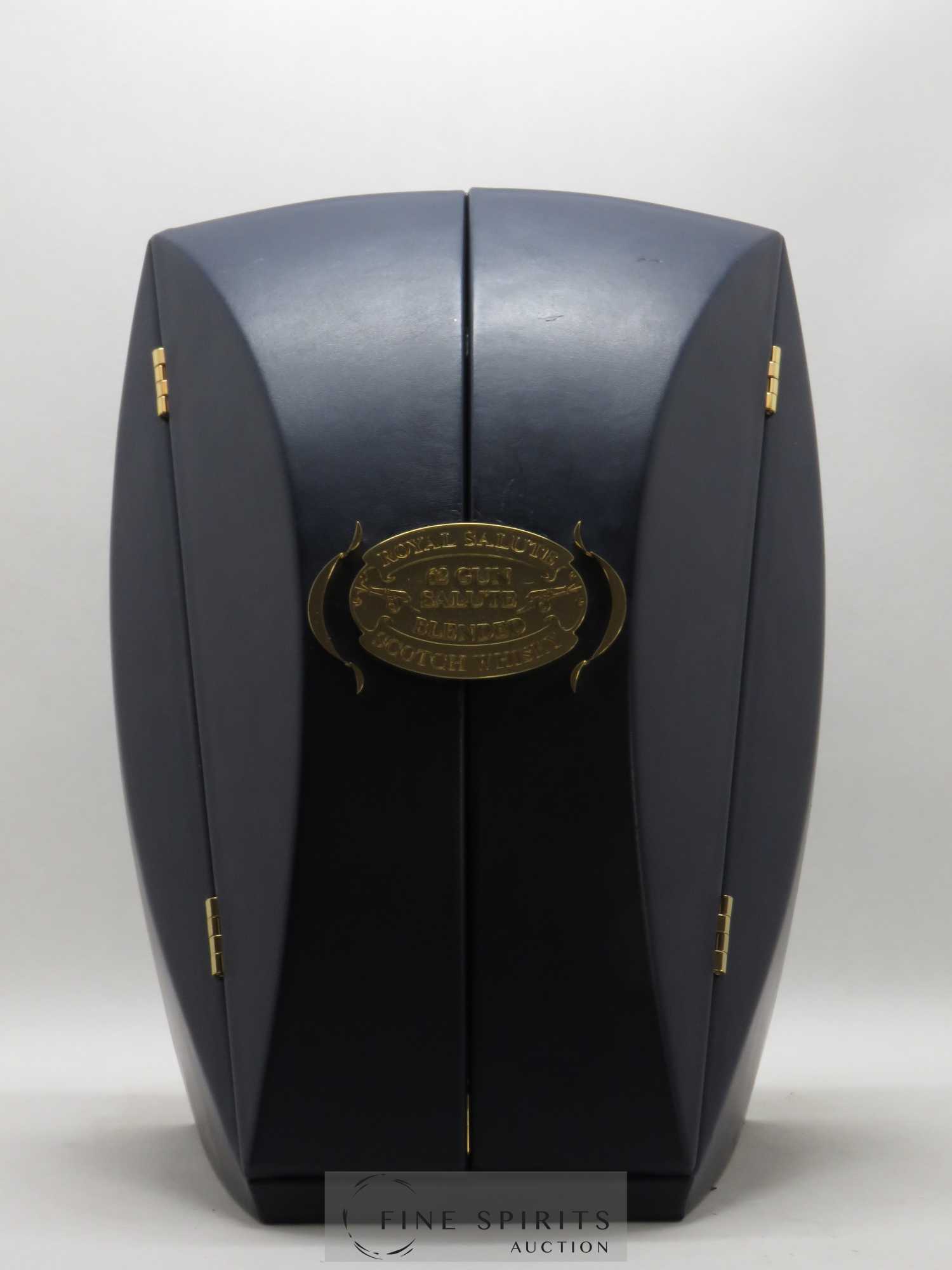 Chivas Of. 62 Gun Salute Royal Salute - Lotto di 1 bottiglia - 4