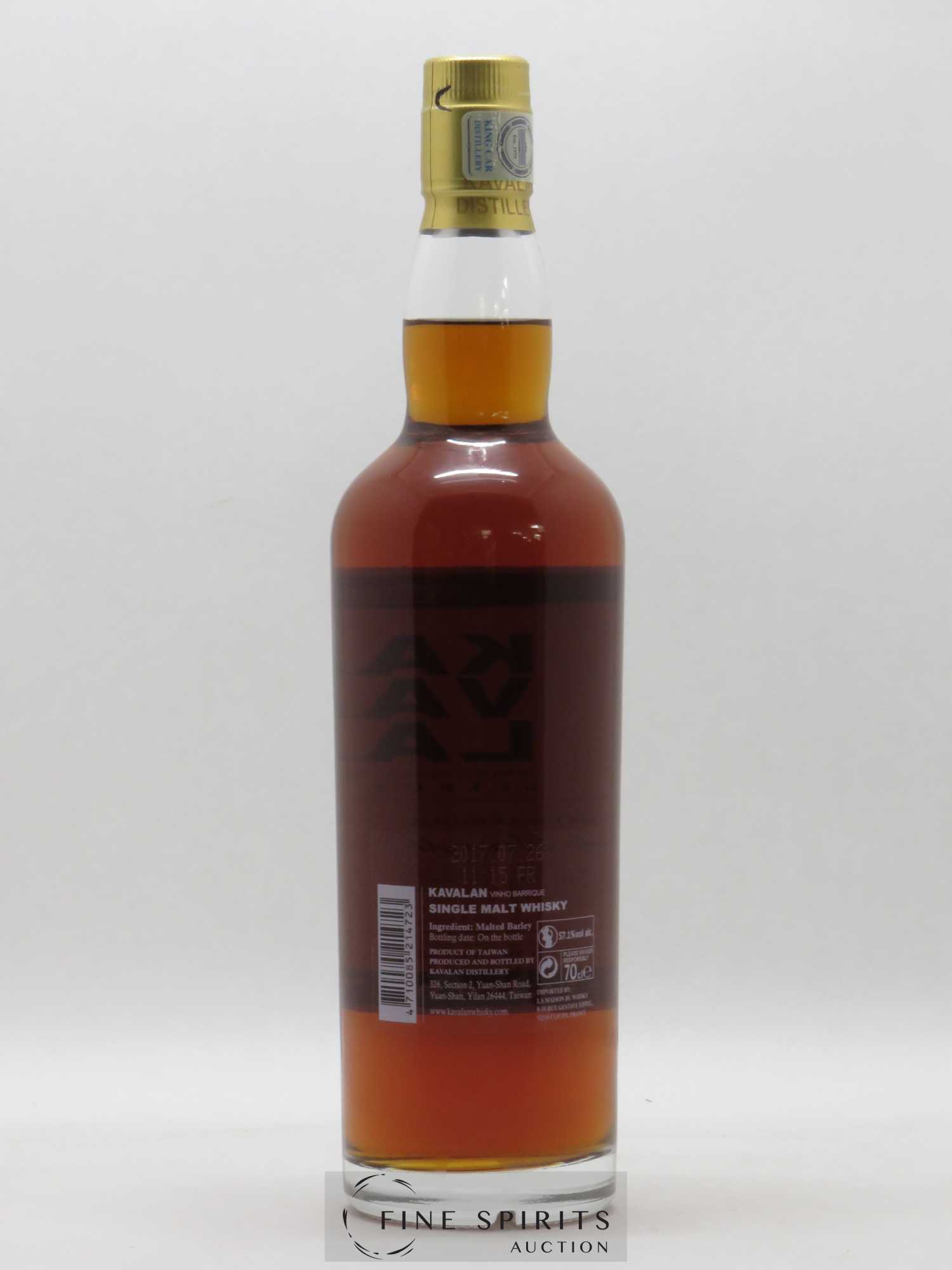 Kavalan Of. Vinho Barrique Cask n°W121225060A - One of 202 - bottled 2017 V and B Cask Strength - Posten von 1 Flasche - 2