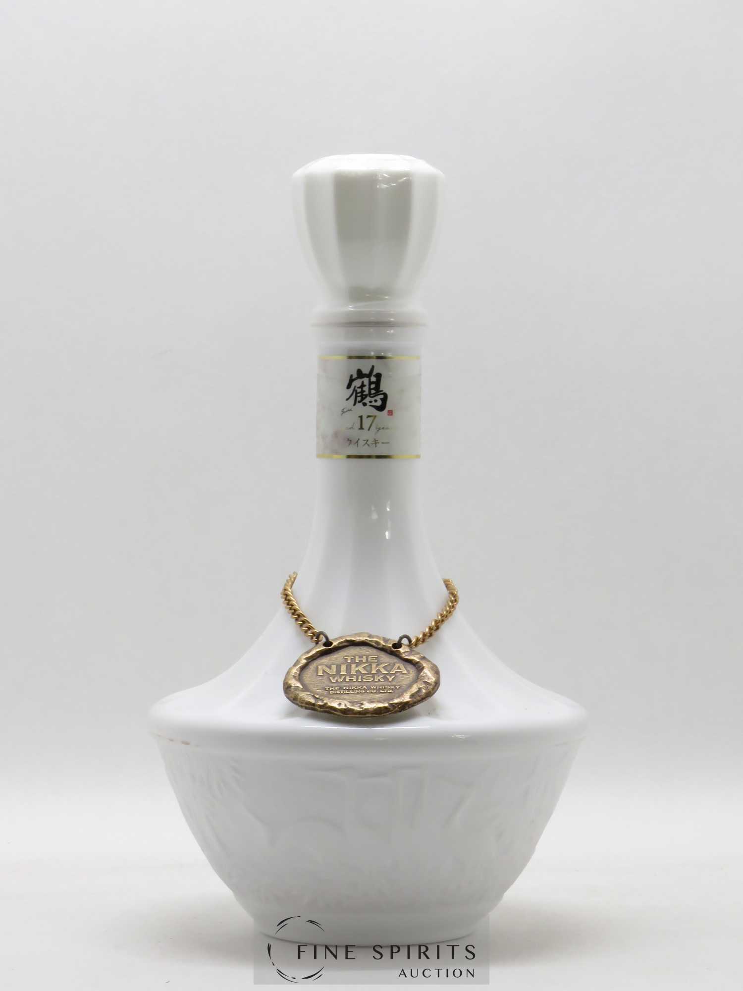 Nikka 17 years Of. Tsuru Ceramic Decanter - Lot de 1 bouteille - 0