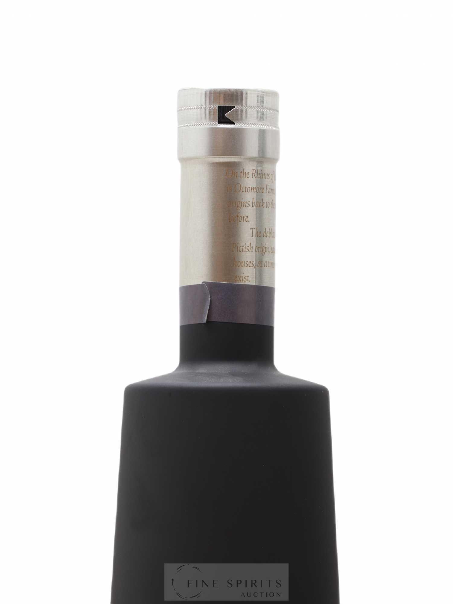 Octomore 5 years Of. Edition 04.1 One of 15000 Limited Edition - Lot de 1 bouteille - 3