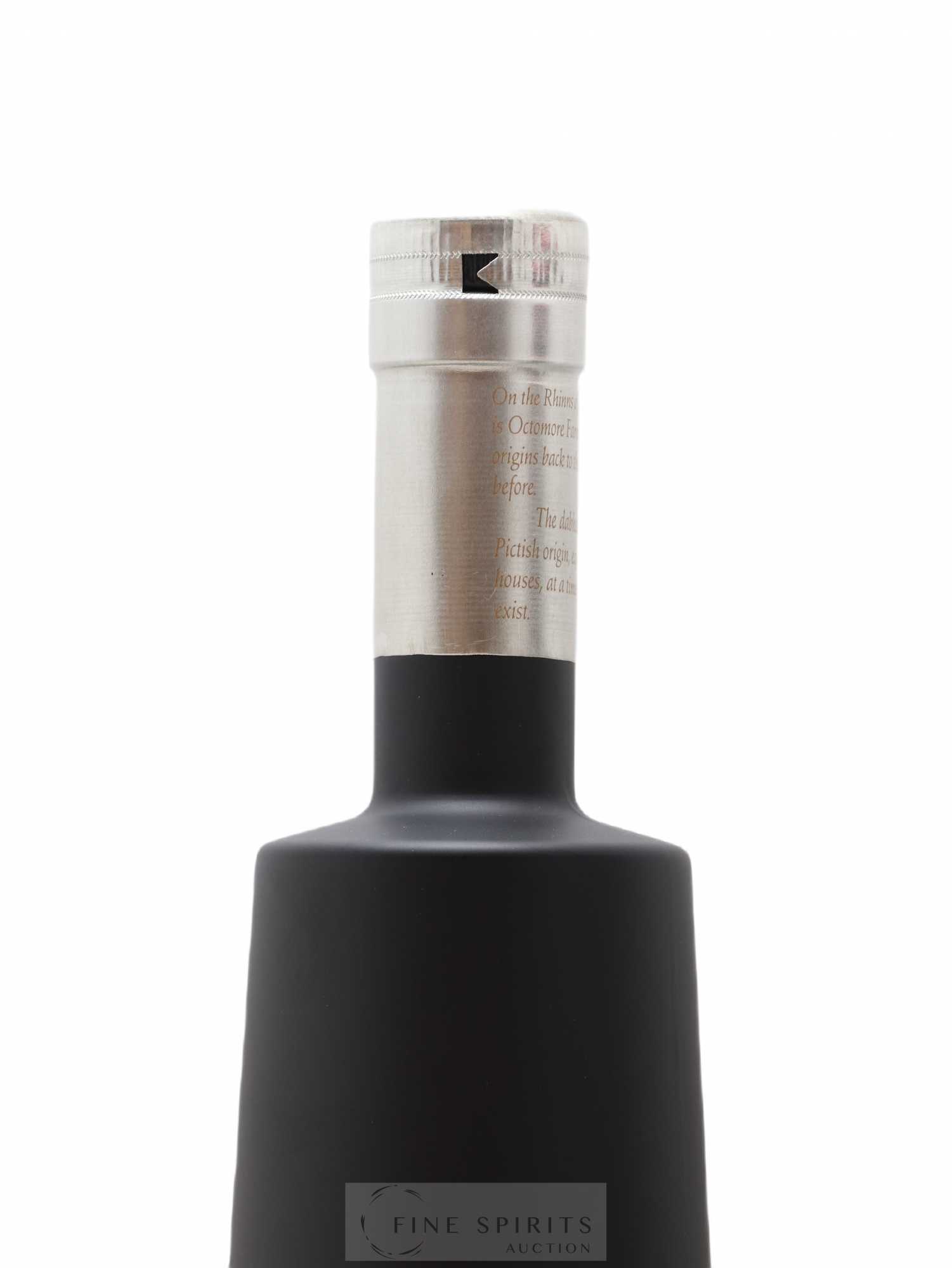 Octomore 5 years Of. Edition 06.2 Scottish Barley - One of 18000 Limited Edition - Posten von 1 Flasche - 3