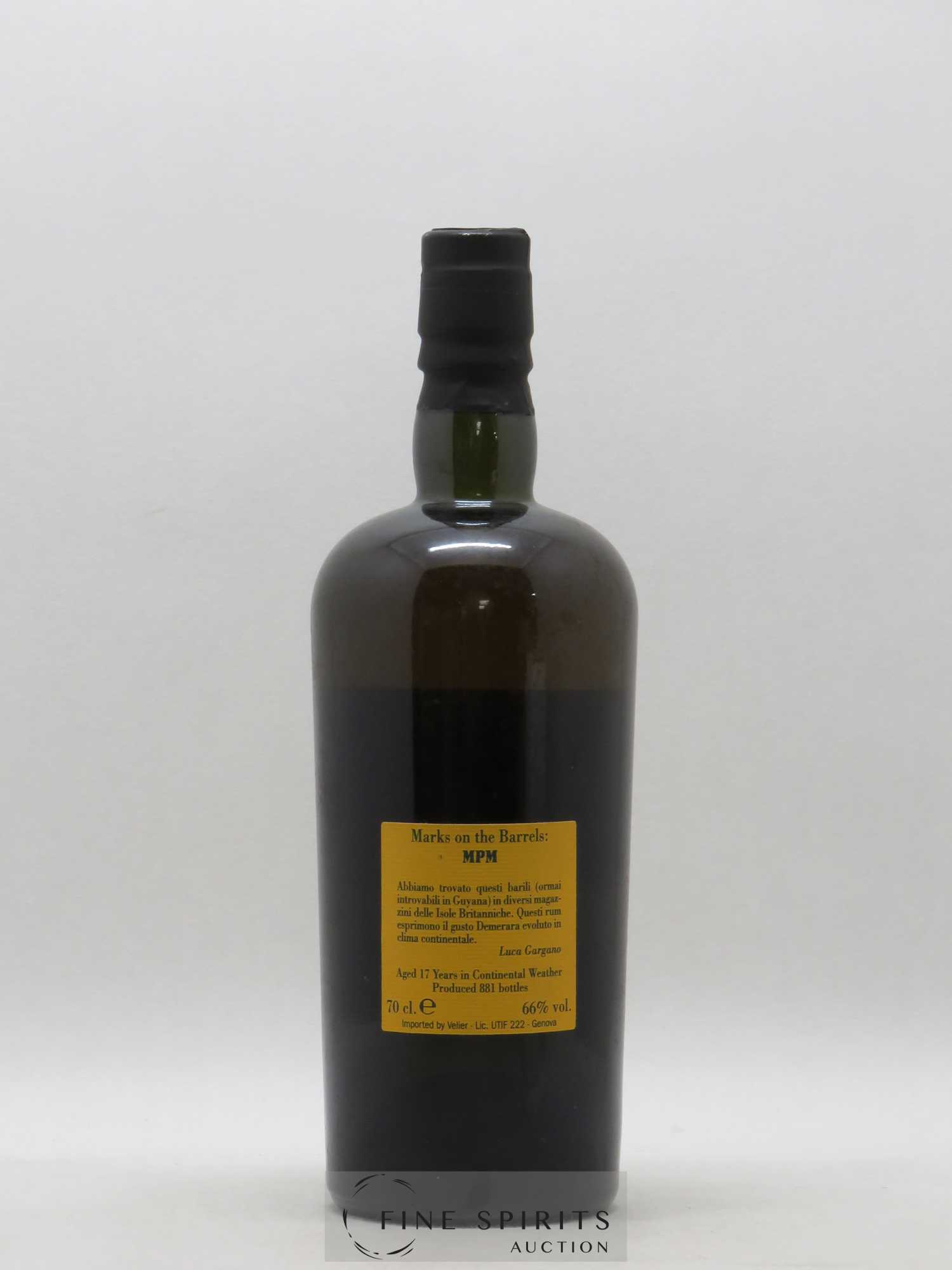 Uitvlugt 17 years 1990 Velier Demerara Bottled in 2008 Full Proof - Lot de 1 bouteille - 1