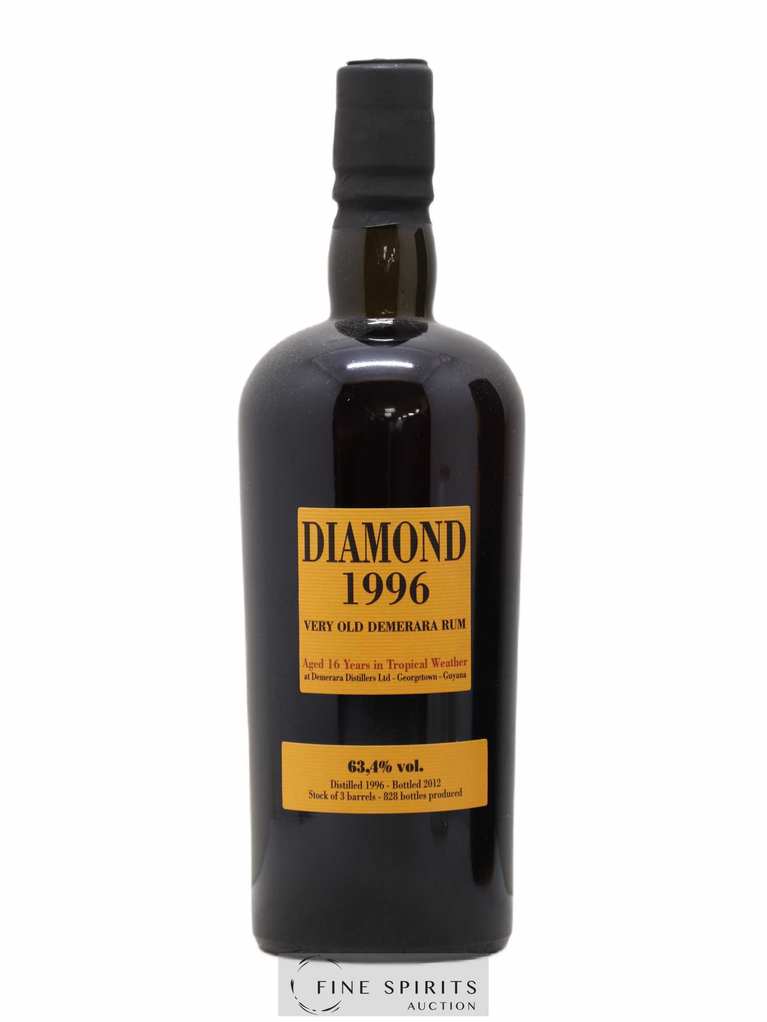 Diamond 16 years 1996 Velier SSN Casks n°8404-8405-8407 - One of 828 - bottled 2012 - Lot de 1 bouteille - 1