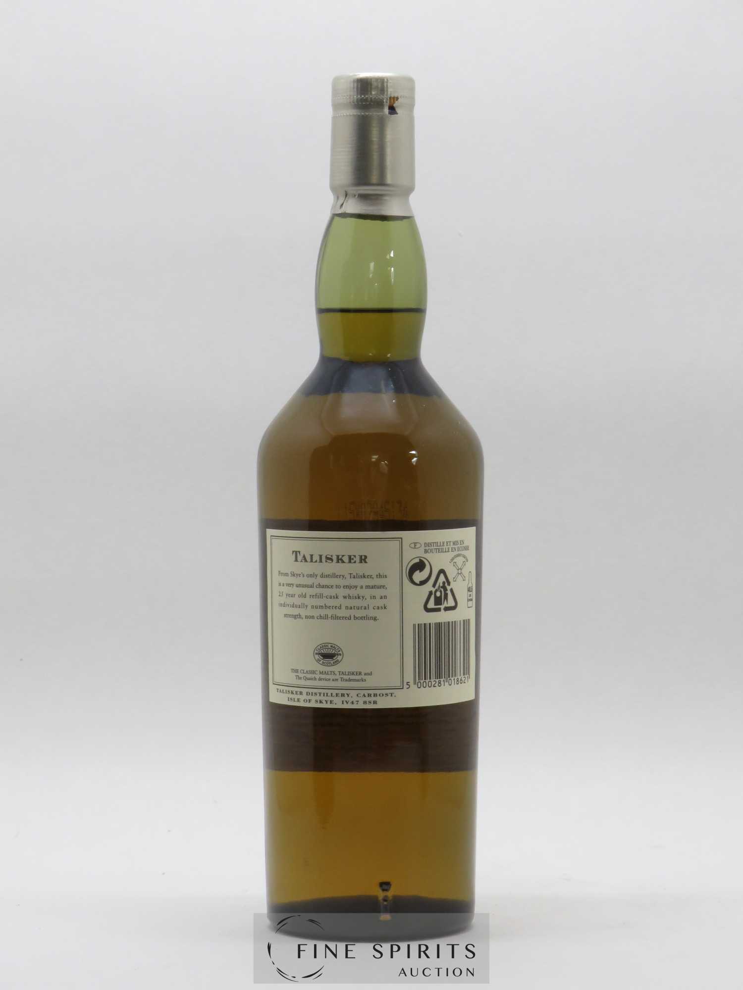 Talisker 25 years Of. Natural Cask Strengh Refill Casks - bottled in 2004 Limited Edition - Lot de 1 bouteille - 2