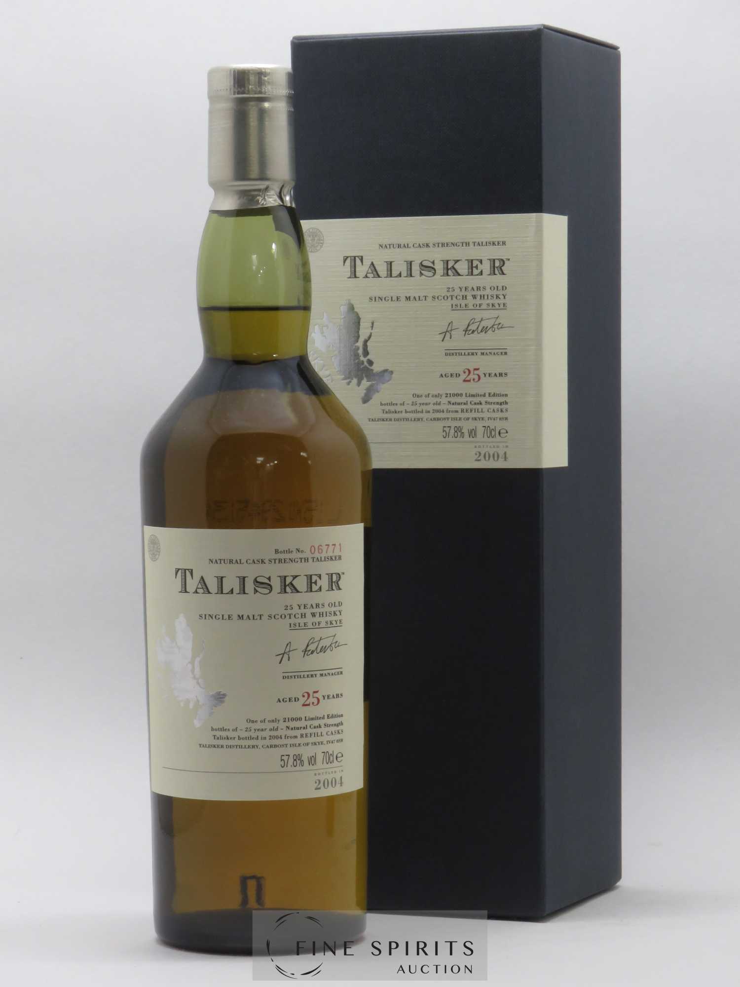 Talisker 25 years Of. Natural Cask Strengh Refill Casks - bottled in 2004 Limited Edition - Lot de 1 bouteille - 0
