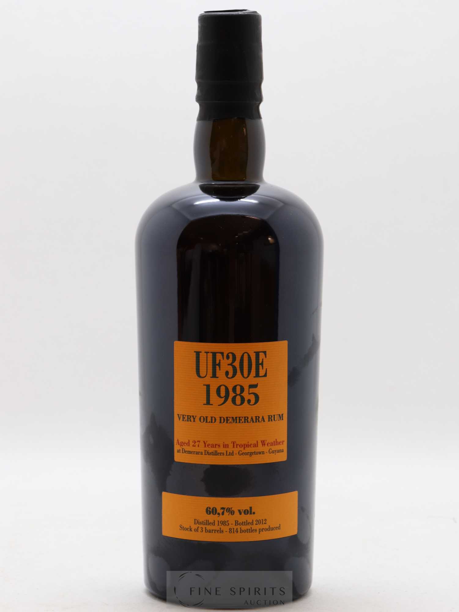 UF30E 27 years 1985 Velier Stock of 3 barrels Casks n°10548-552-553 - bottled 2012 Limited Edition 814 Bottles - Lot de 1 bouteille - 1