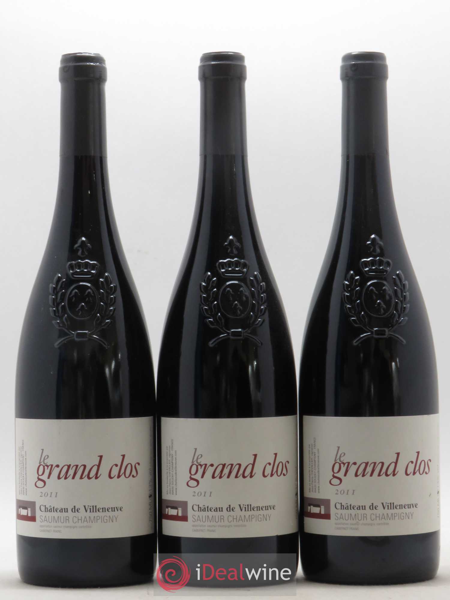 Saumur-Champigny Le Grand Clos Château de Villeneuve 2011 - Lot de 3 bouteilles - 0