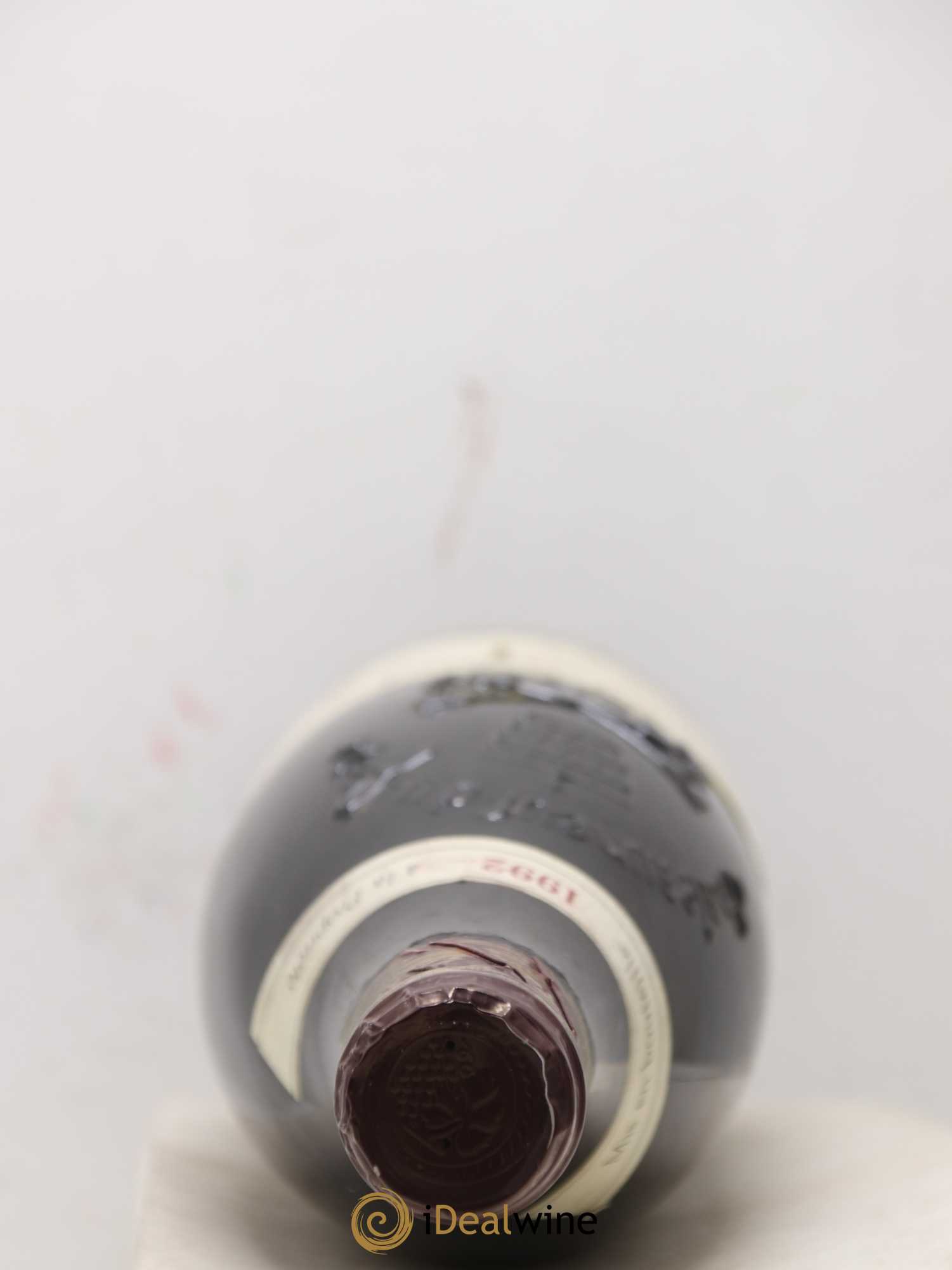 Châteauneuf-du-Pape Marie Beurrier Henri Bonneau & Fils 1992 - Lot de 3 bouteilles - 1