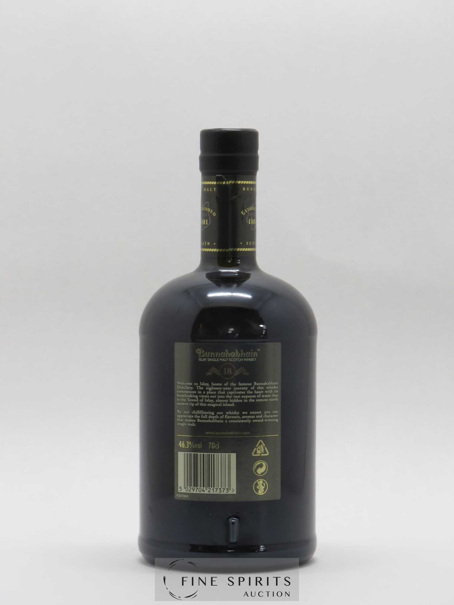 Bunnahabhain 18 years Of. Natural Colour Un-Chillfiltered - Lot de 1 bouteille - 1