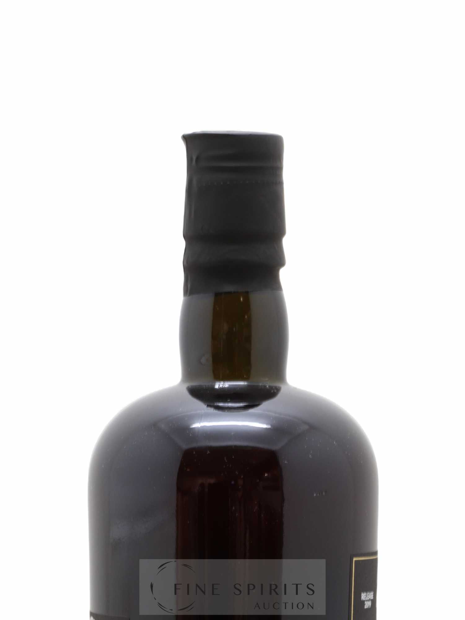 Velier Royal Navy 14 years Of. Tiger Shark 2nd Edition - Release 2019 - Lot de 1 bouteille - 3