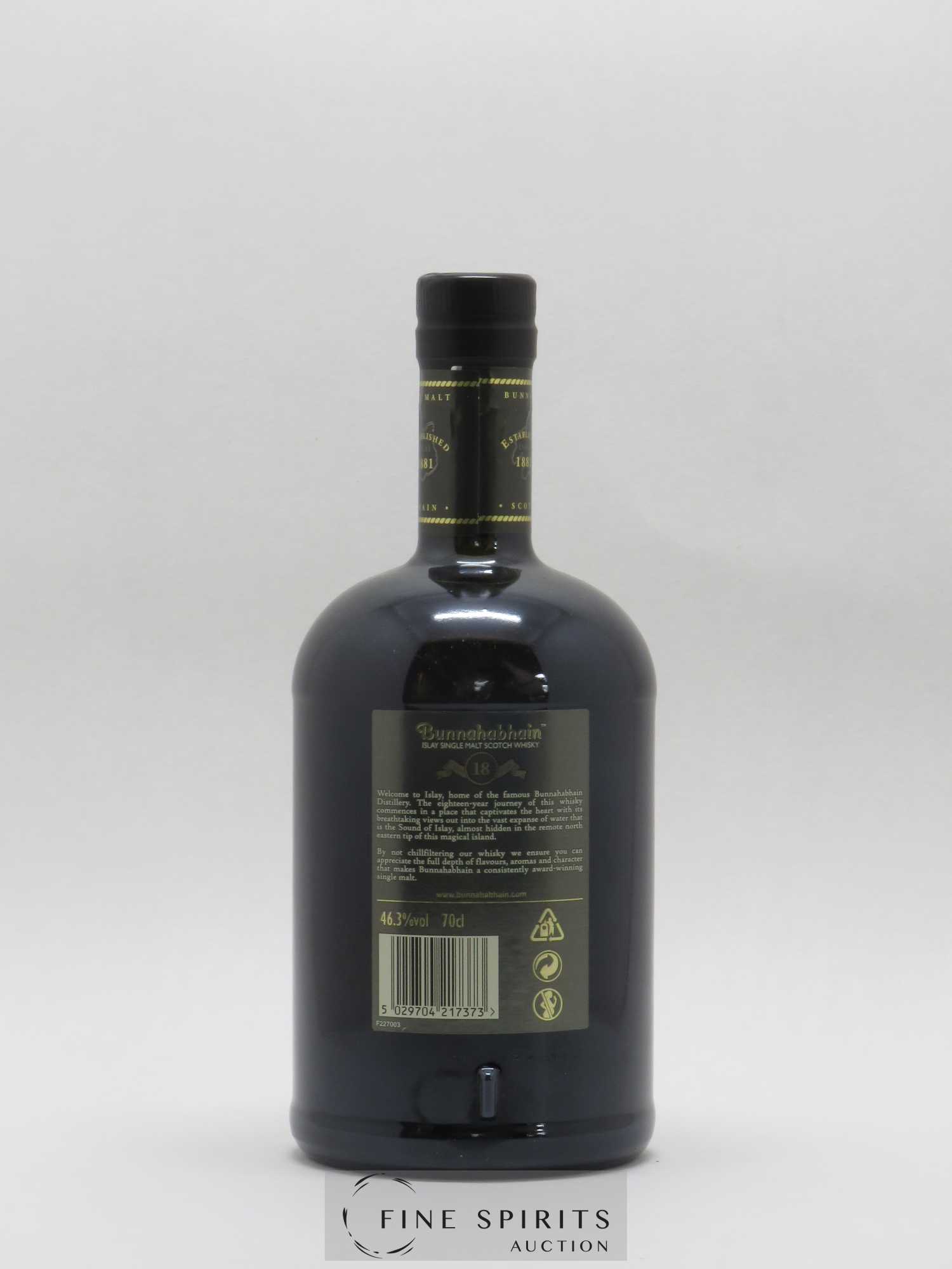 Bunnahabhain 18 years Of. Natural Colour Un-Chillfiltered - Lot de 1 bouteille - 1