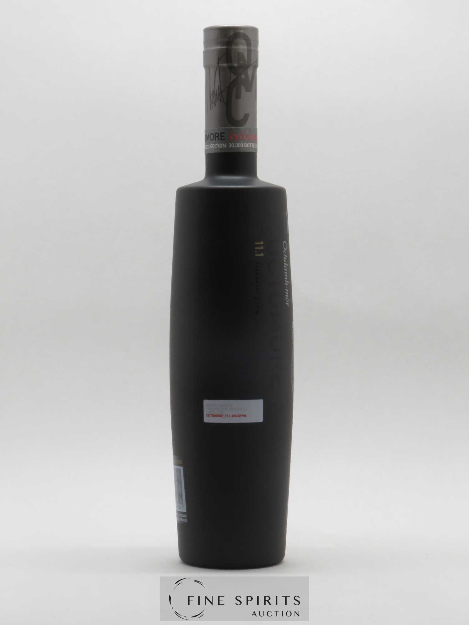 Octomore 5 years Of. Edition 11.1 Super-Heavily Peated - One of 30.000 bottles Limited Edition - Lot de 1 bouteille - 2