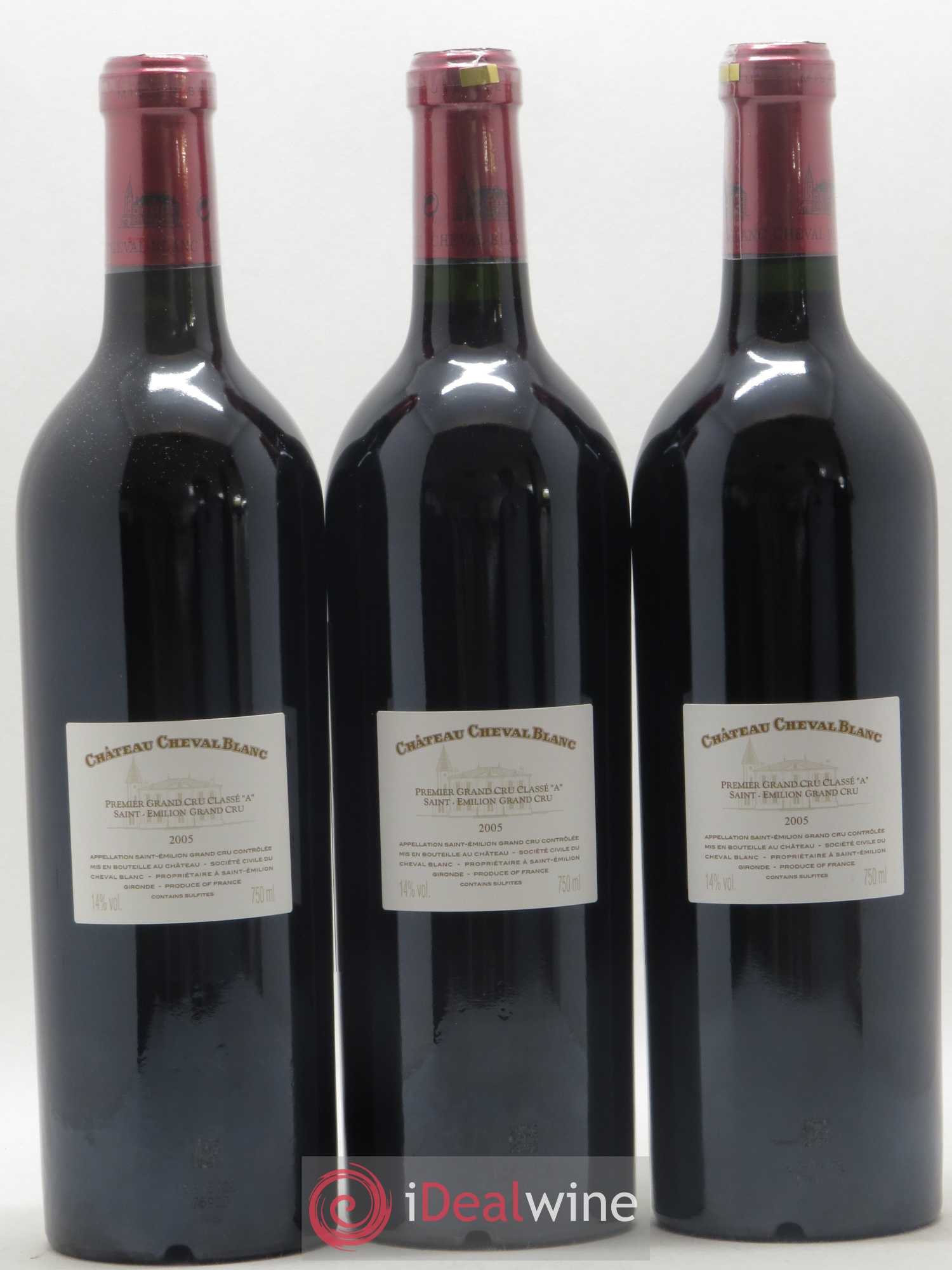 Château Cheval Blanc 1er Grand Cru Classé A 2005 - Lot de 12 bouteilles - 2