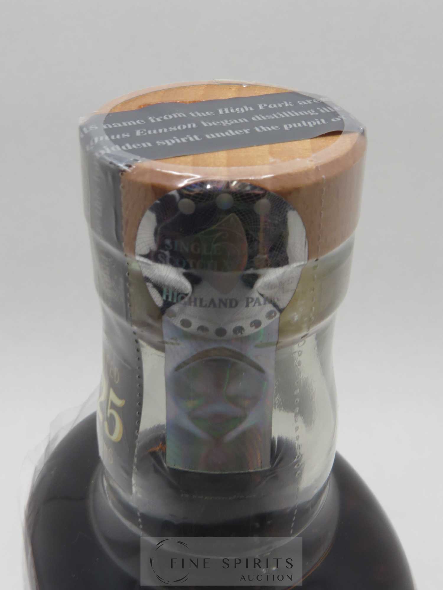 Highland Park 25 years Of. - Lot de 1 bouteille - 4
