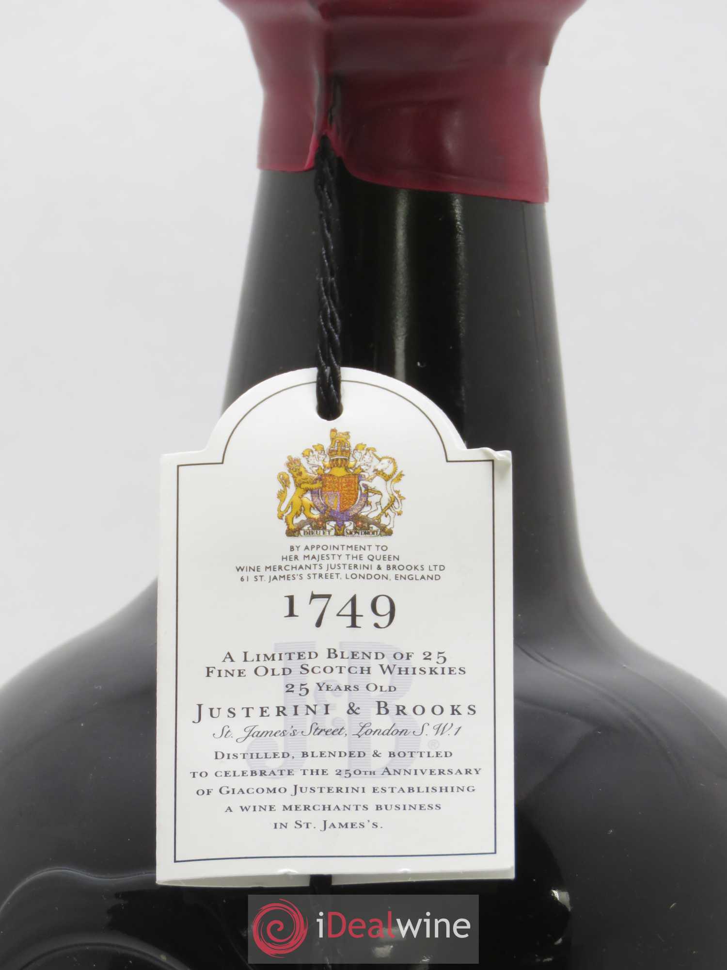 J&B 25 years Of. 1749 Blend of 25 Fine Old Scotch Whiskies 250th Anniversary (sans prix de réserve) - Lot de 1 bouteille - 2