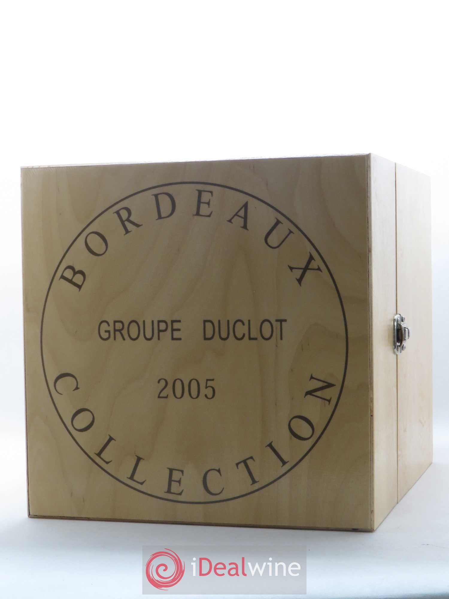 Caisse Collection Duclot 2 Petrus - 2 Yquem - 2 Latour - 2 Lafite Rothschild - 1 La Mission Haut-Brion 2005 - Posten von 9 Flaschen - 7