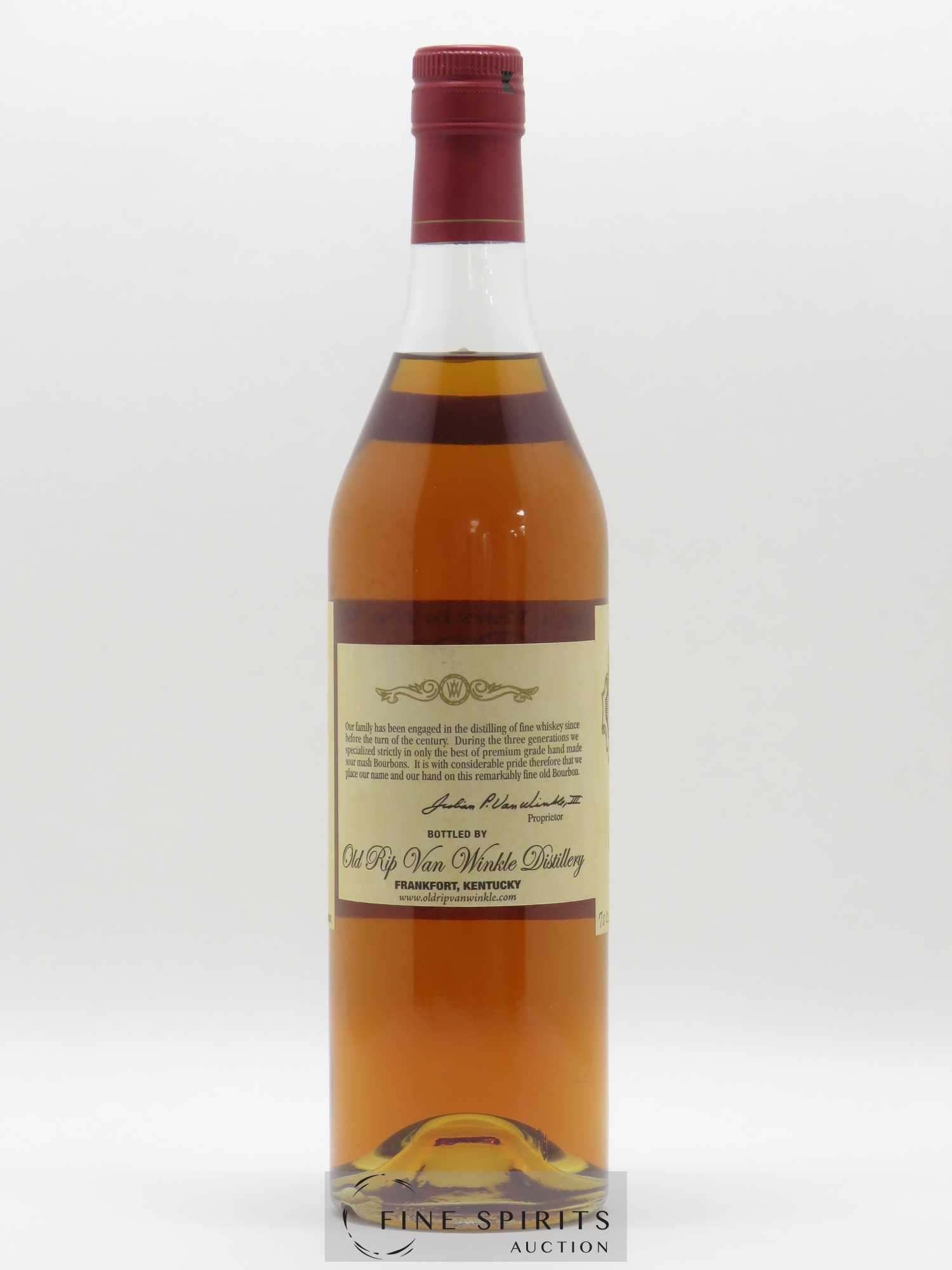 Old Rip Van Winkle 10 years Of. Handmade Bourbon 90 Proof - Posten von 1 Flasche - 1