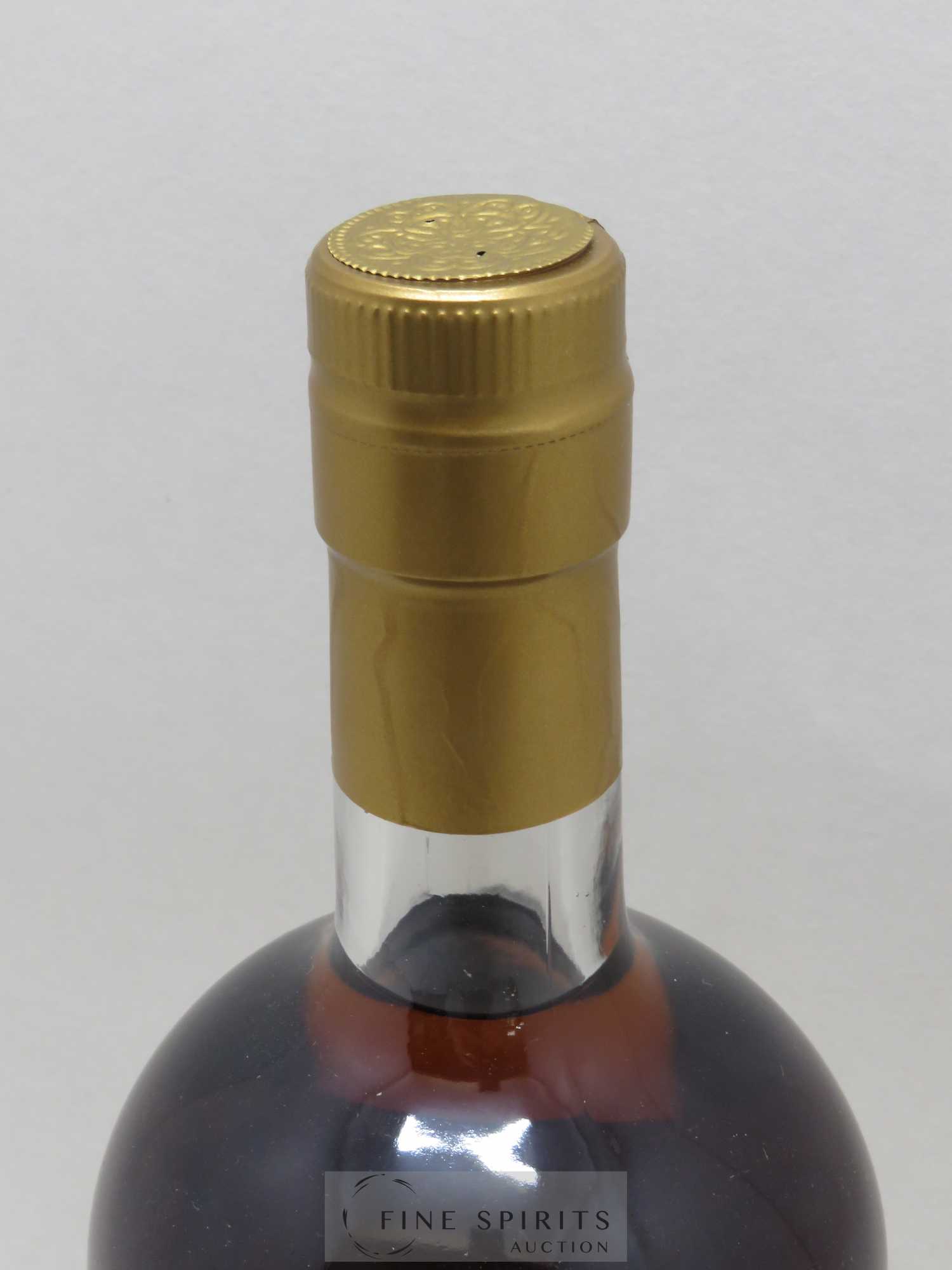 Domaine de Courcelles 1972 Of. Très Vieux Rhum mis en bouteille 2019 - Lot de 1 bouteille - 2