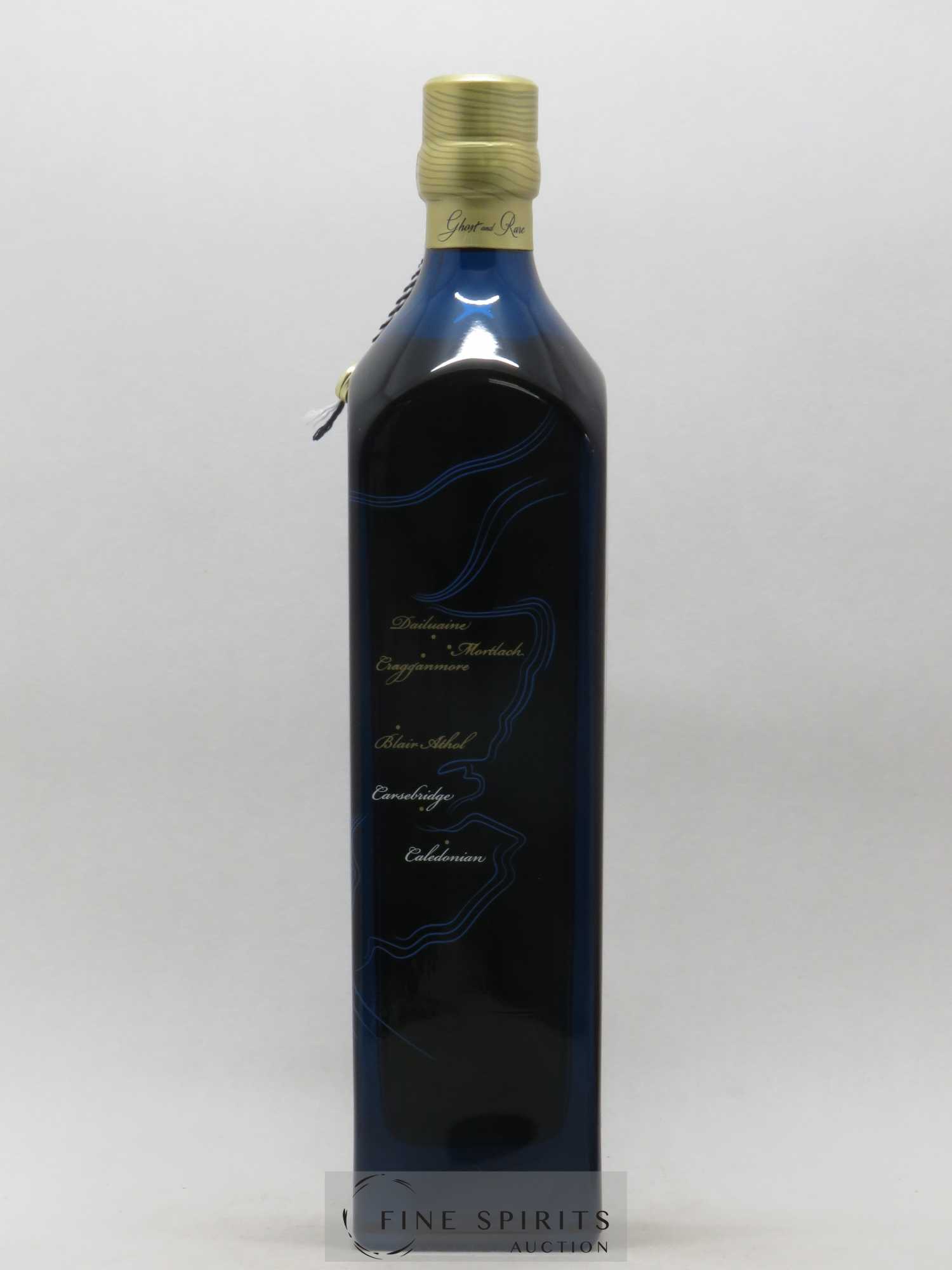 Johnnie Walker Of. Ghost and Rare Port Ellen and 7 Rare Whiskies Blue Label - Special Blend (70 cl.) - Lot de 1 bouteille - 4