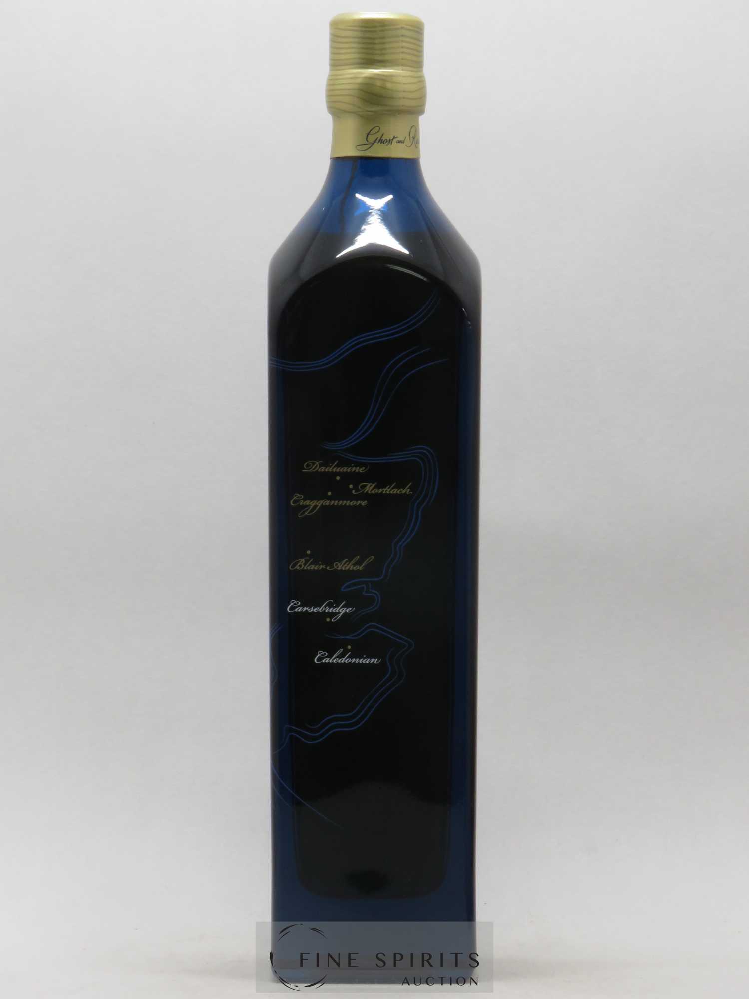 Johnnie Walker Of. Ghost and Rare Port Ellen and 7 Rare Whiskies Blue Label - Special Blend (70 cl.) - Lot de 1 bouteille - 4
