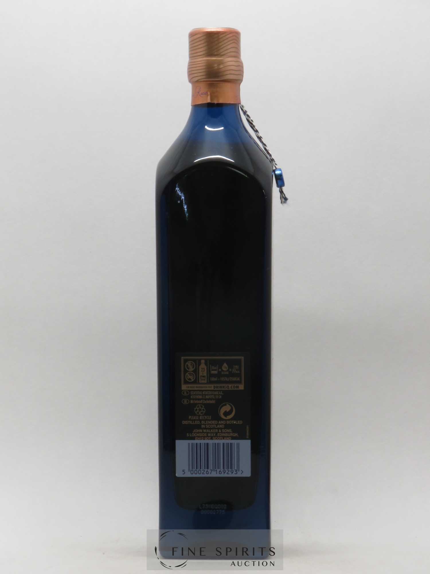 Johnnie Walker Of. Ghost and Rare Brora and 8 Rare Whiskies Blue Label - Special Blend (70 cl.) - Lot de 1 bouteille - 3