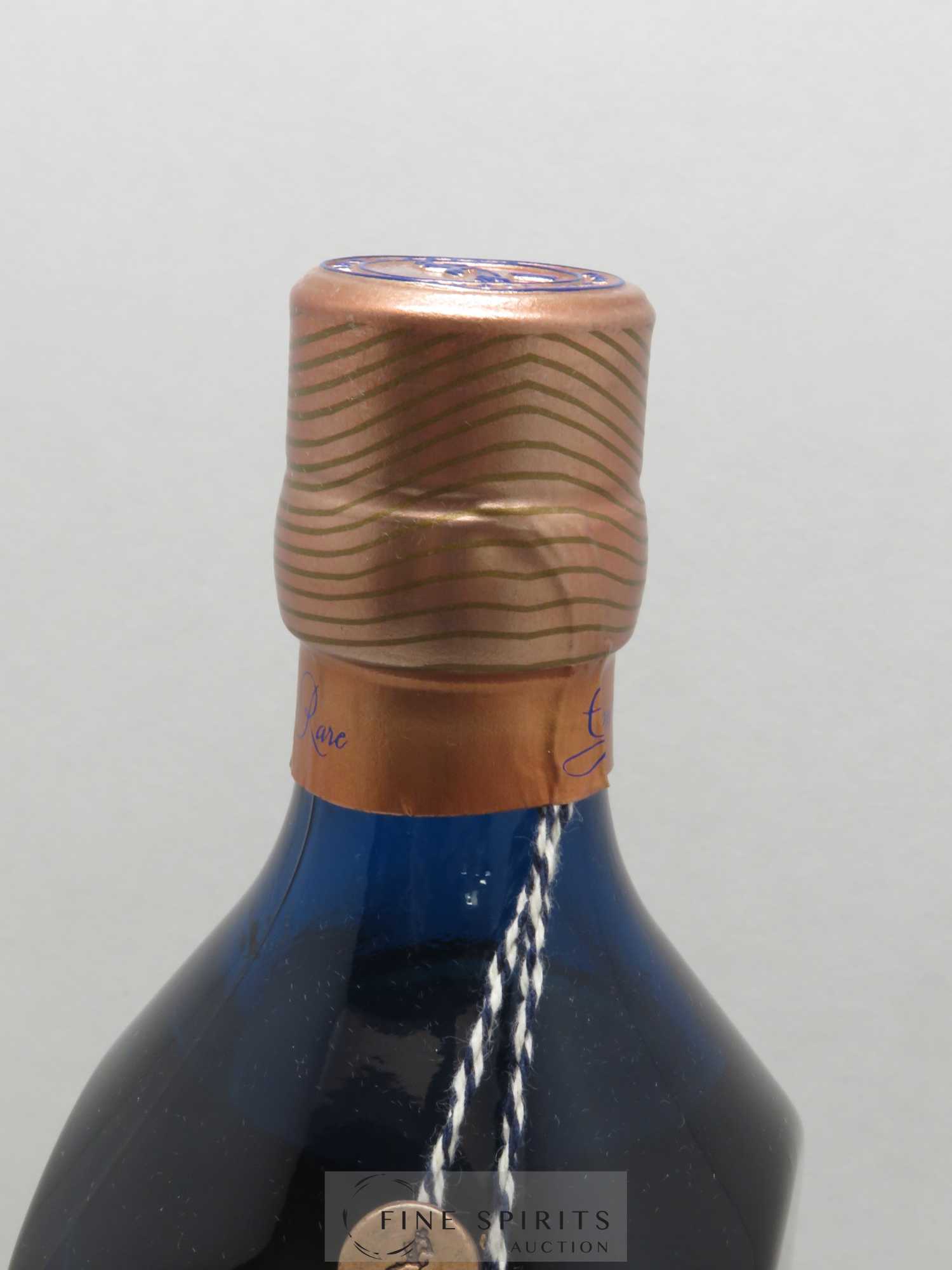 Johnnie Walker Of. Ghost and Rare Brora and 8 Rare Whiskies Blue Label - Special Blend (70 cl.) - Lot of 1 bottle - 5