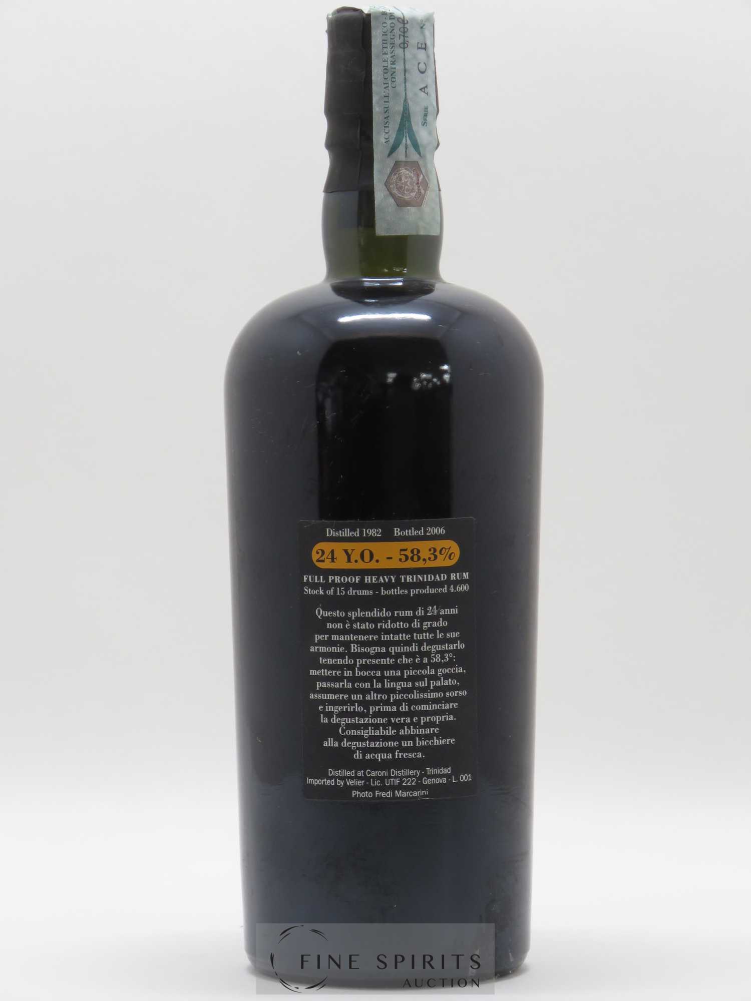 Caroni 24 years 1982 Velier Stock of 15 drums One of 4600 - bottled 2006 Full Proof - Lot de 1 bouteille - 2